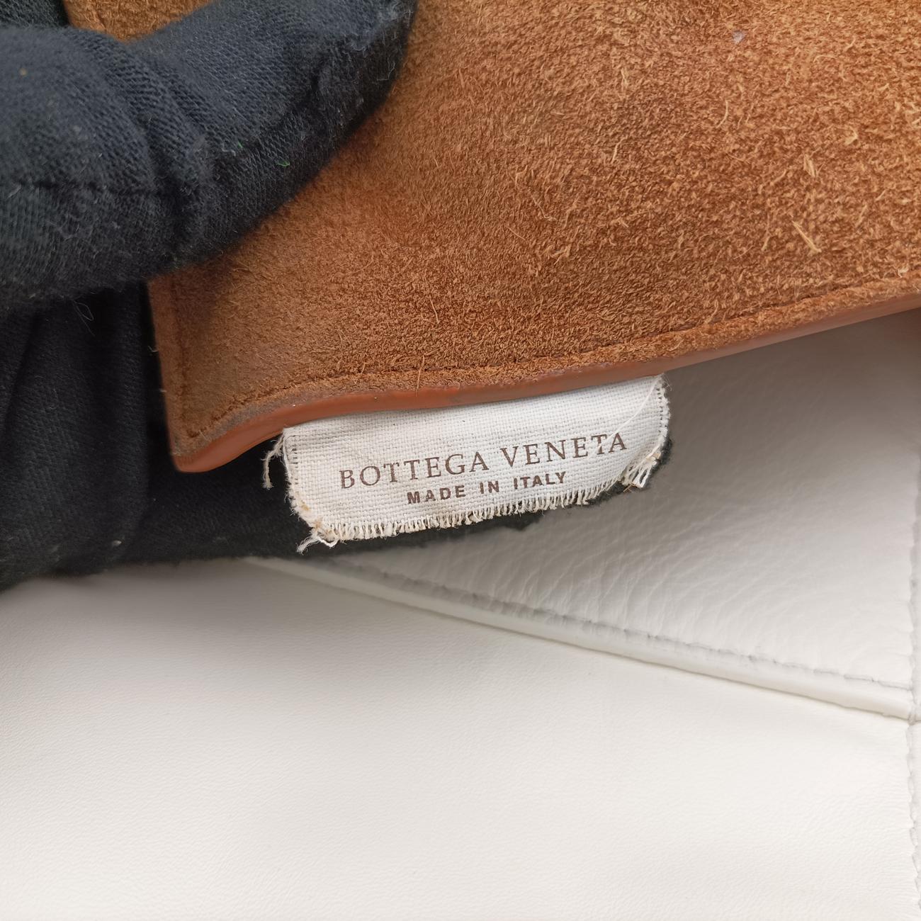 Vintage Bottega Veneta ARCO White Leather  shoulderbag | stylenewstar