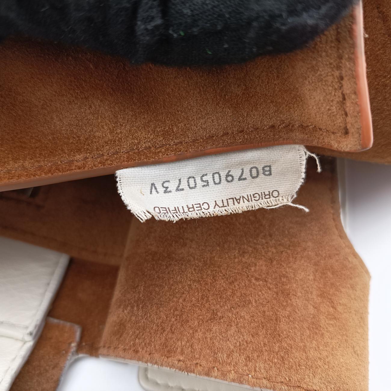 Vintage Bottega Veneta ARCO White Leather  shoulderbag | stylenewstar