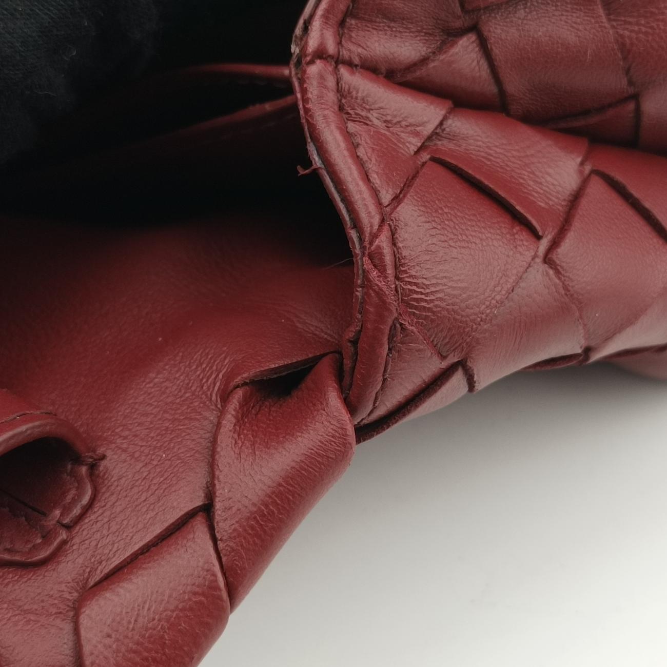 Pre-owned Bottega Veneta Intrecciato Burgundy lambskin  shoulderbag | stylenewstar