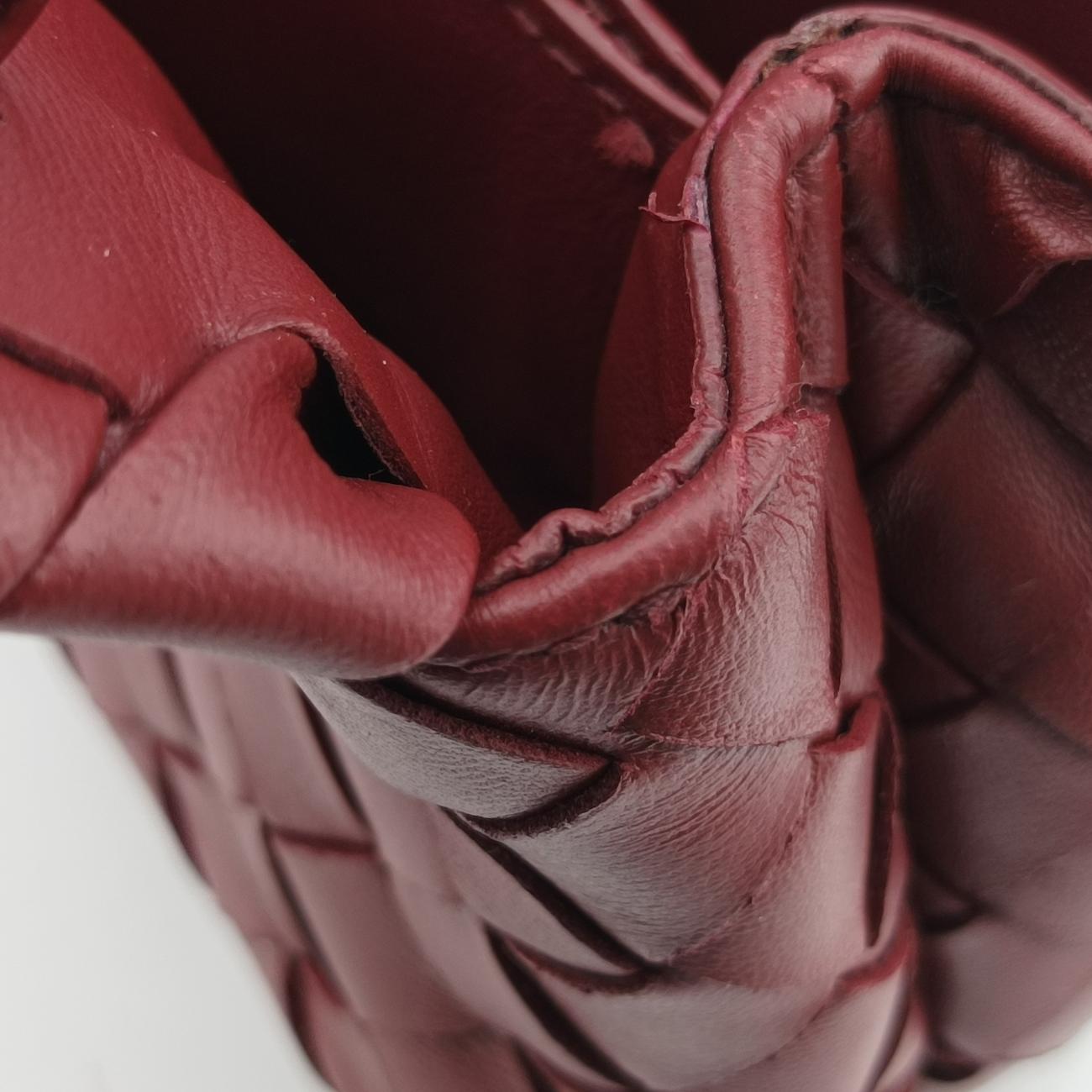 Pre-owned Bottega Veneta Intrecciato Burgundy lambskin  shoulderbag | stylenewstar