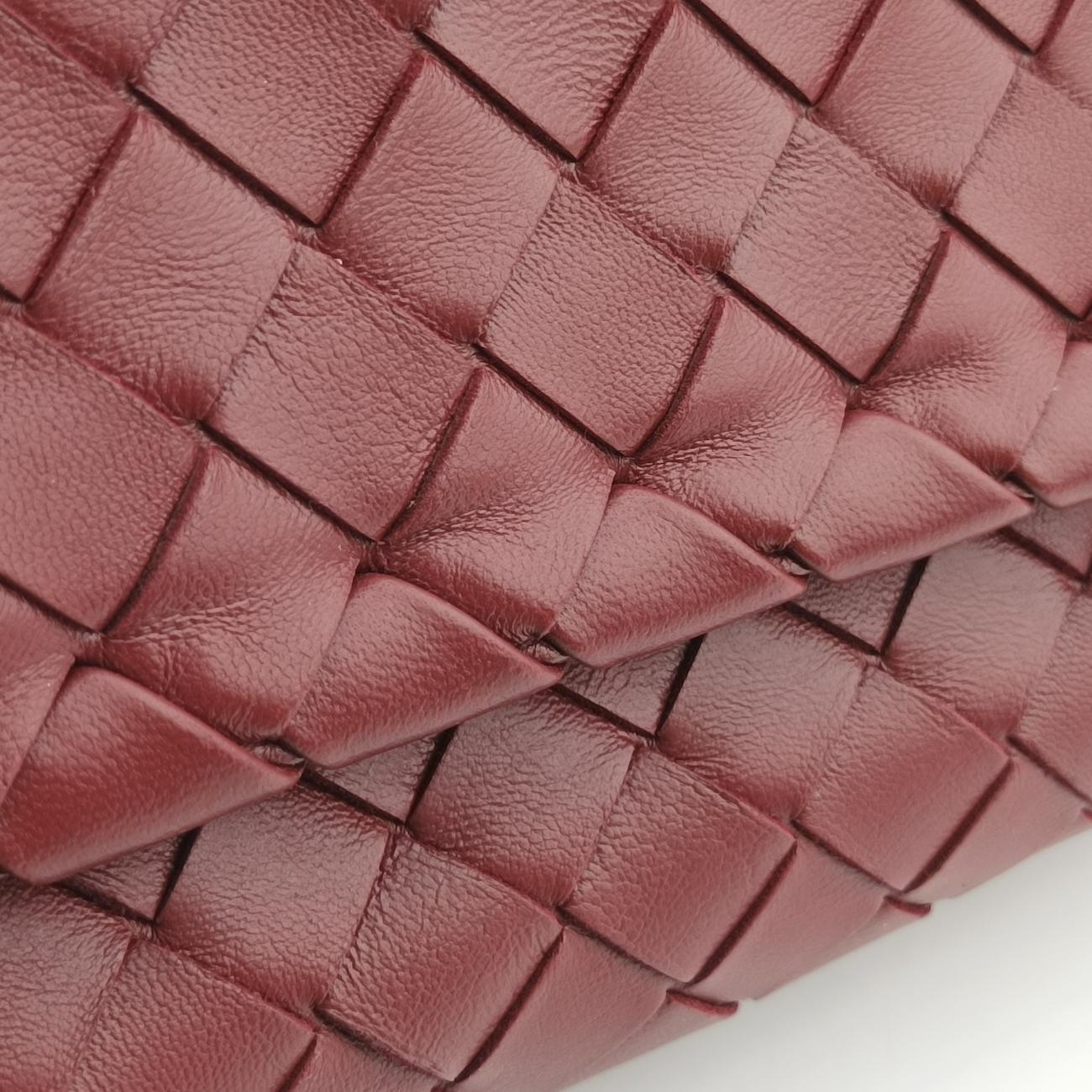 Pre-owned Bottega Veneta Intrecciato Burgundy lambskin  shoulderbag | stylenewstar