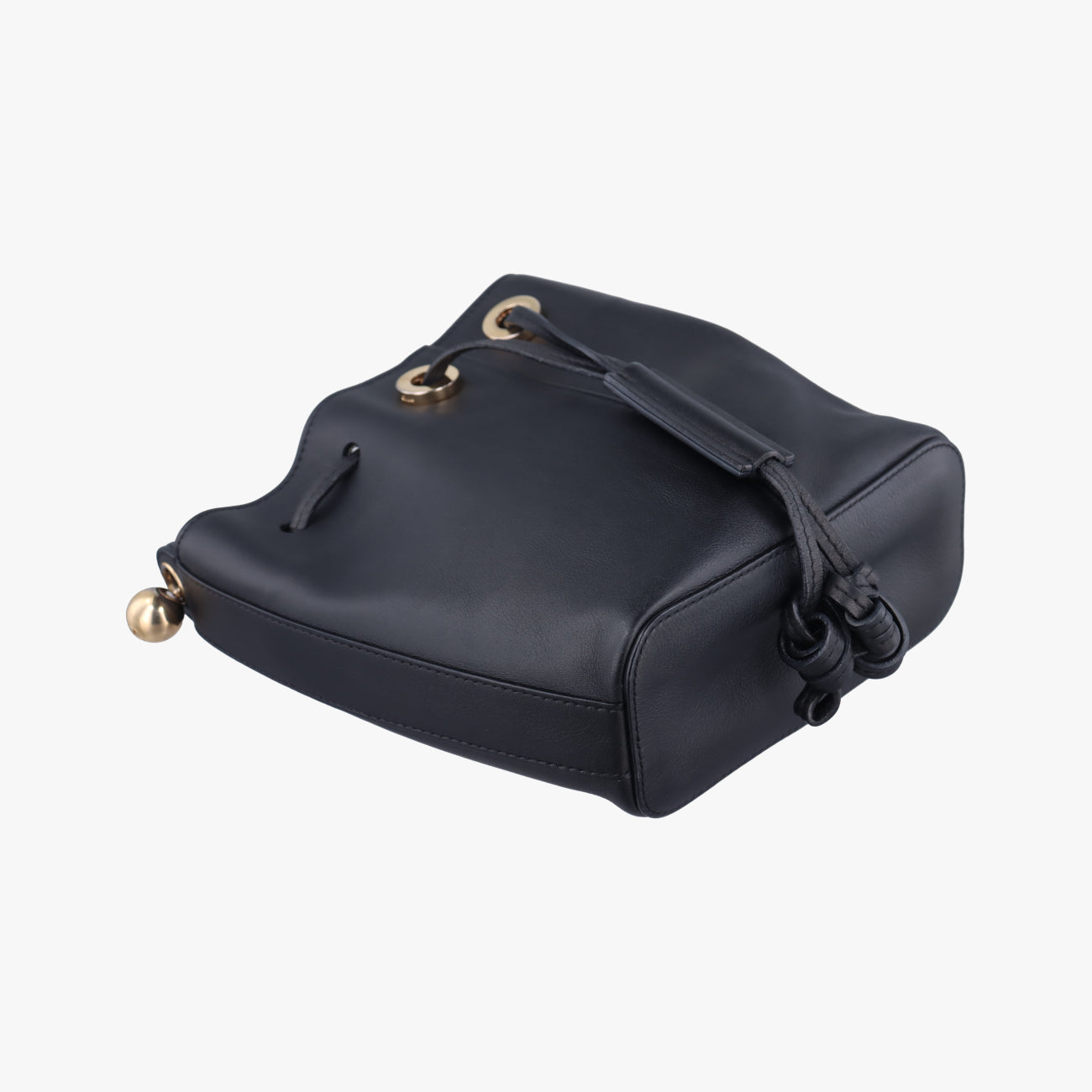 Pre-owned Chloe Gala Bucket Black Leather  shoulderbag | stylenewstar
