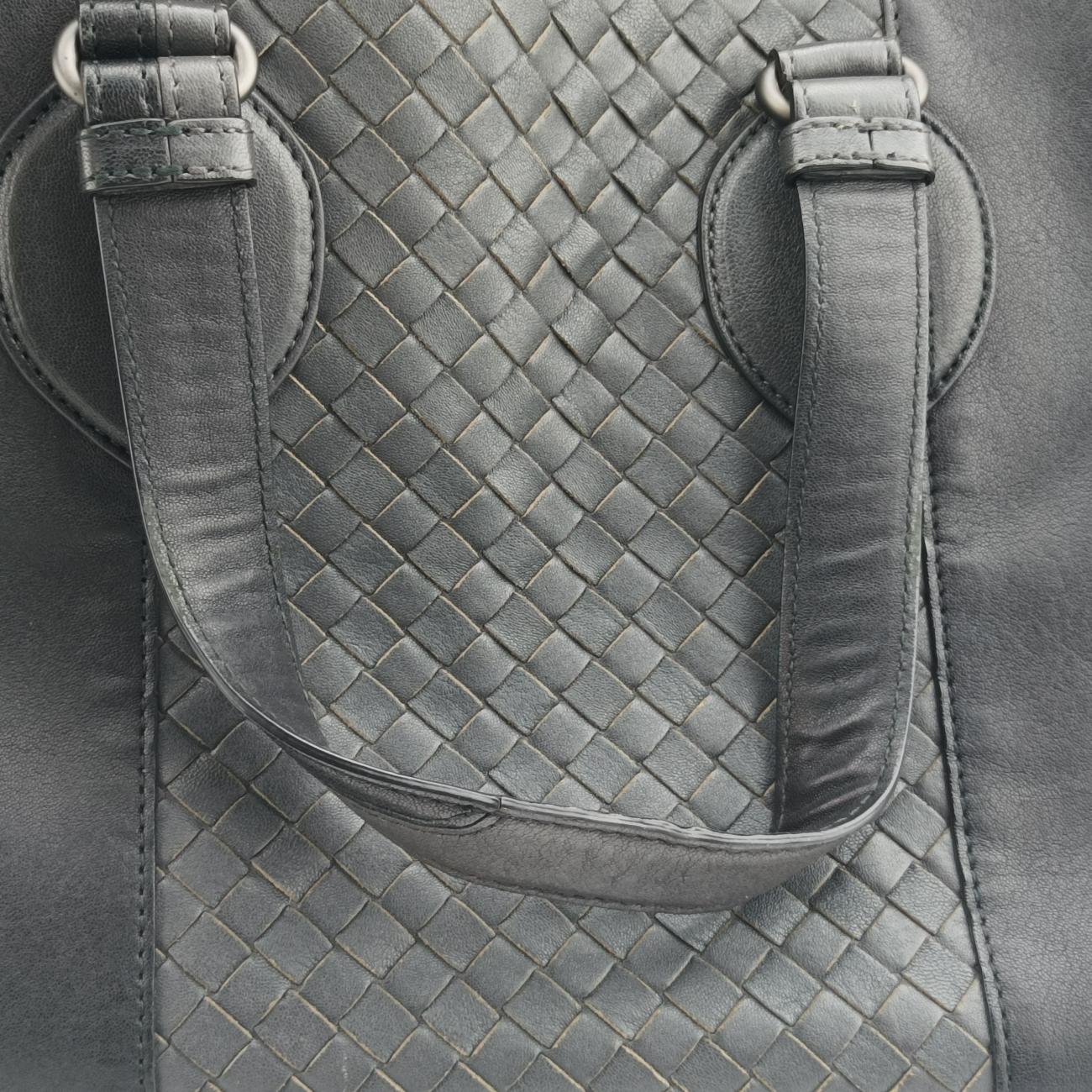 Pre-owned Bottega Veneta Intrecciato Gray × Black lambskin  handbag | stylenewstar