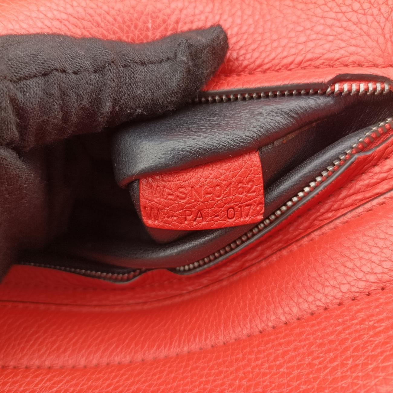 Pre-owned Celine Trapèze Red Leather × suede  shoulderbag | stylenewstar