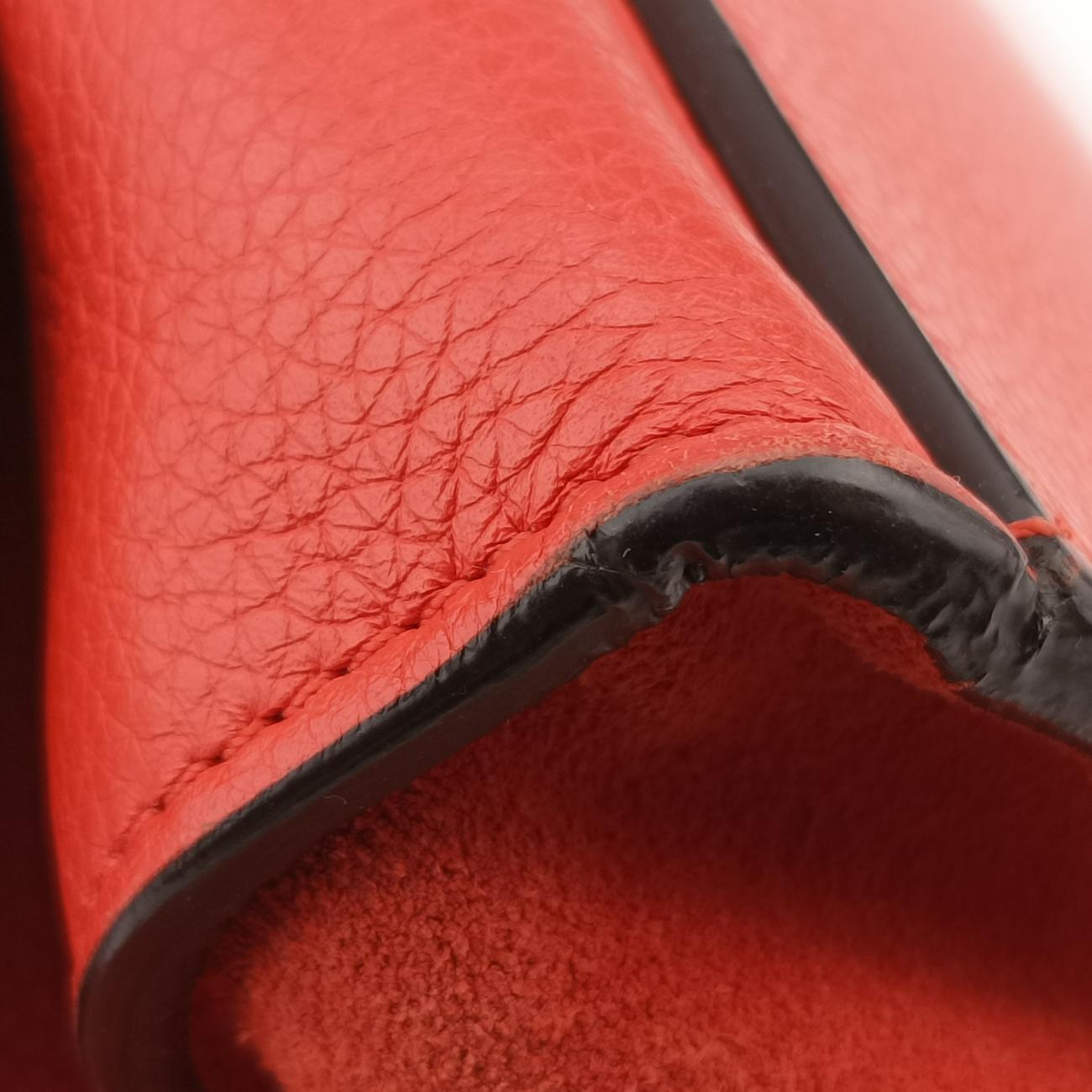 Pre-owned Celine Trapèze Red Leather × suede  shoulderbag | stylenewstar