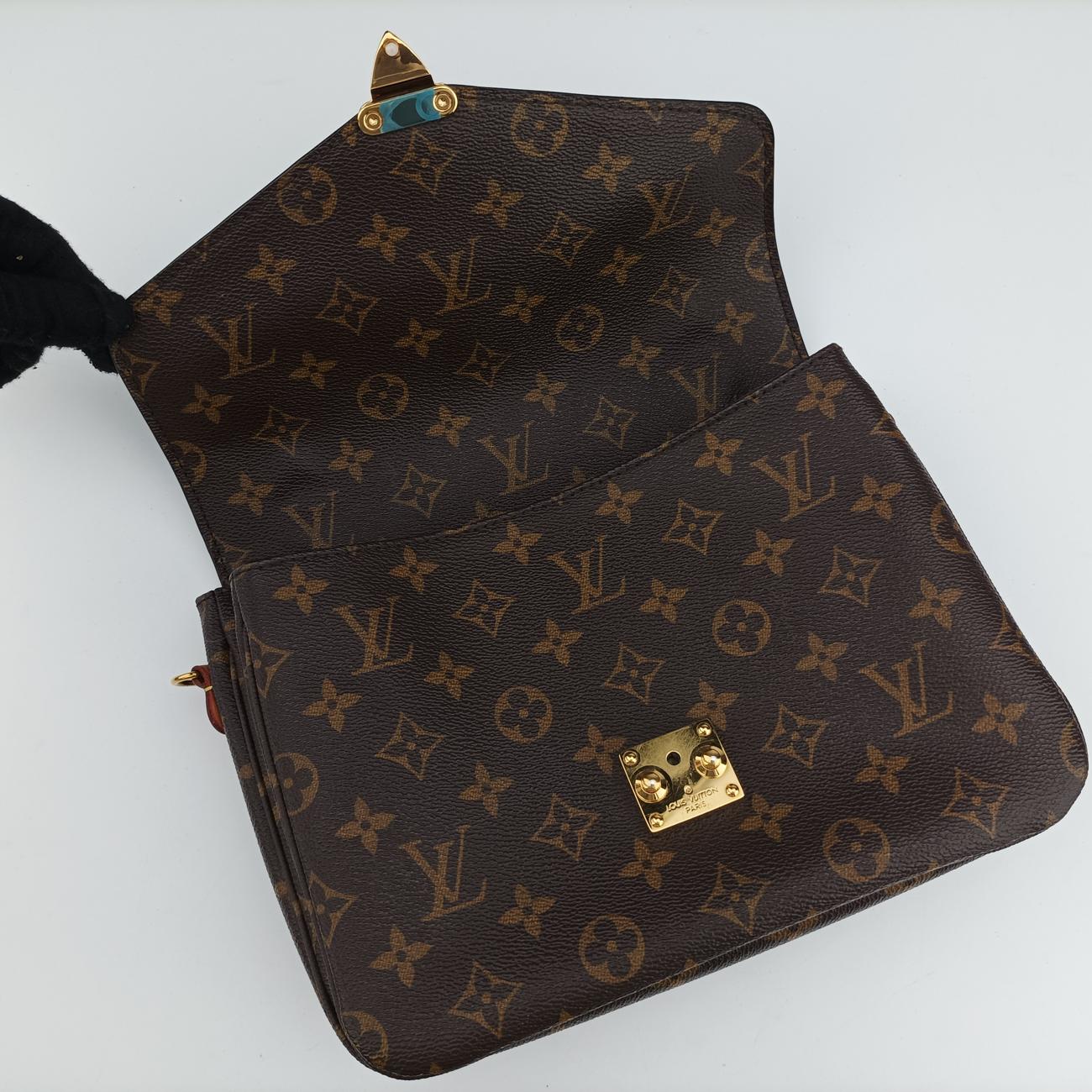 Vintage Louis Vuitton Pochette Metis MM Brown Monogram Canvas M44875 shoulderbag | stylenewstar