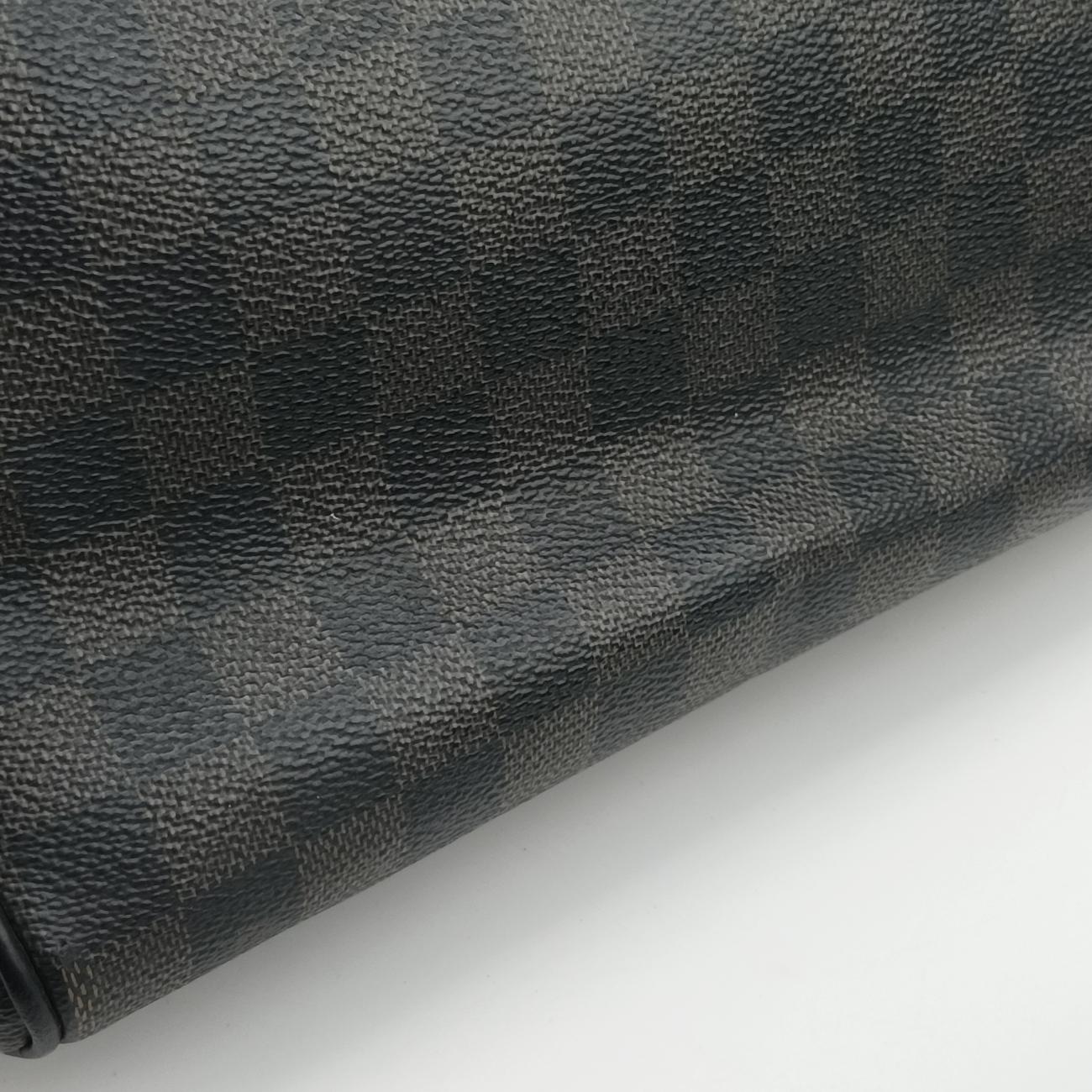 Pre-owned Louis Vuitton DAYTON PM Noir Damier Graphite N41408 shoulderbag | stylenewstar