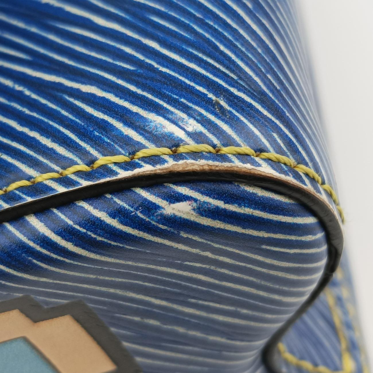 Vintage Louis Vuitton Twist MM Blue x Multicolor Epi M54865 shoulderbag | stylenewstar