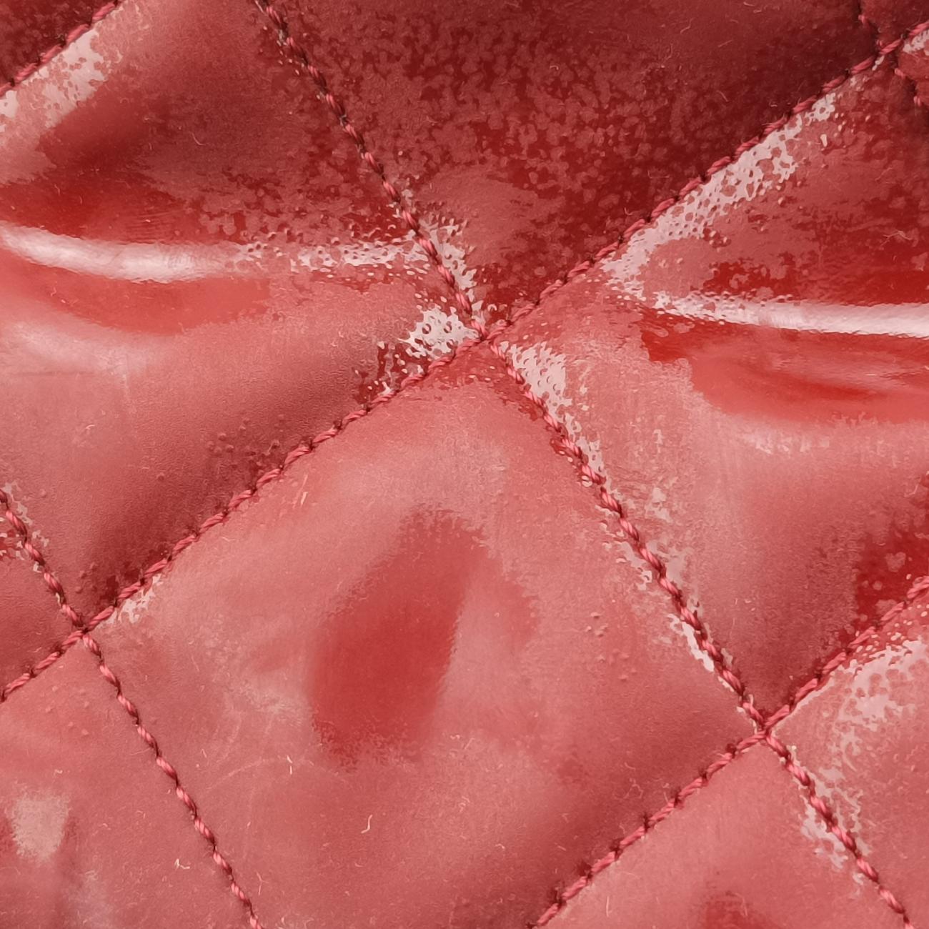 Secondhand Chanel Timeless CC Shopping Red Patent A67290 shoulderbag | stylenewstar