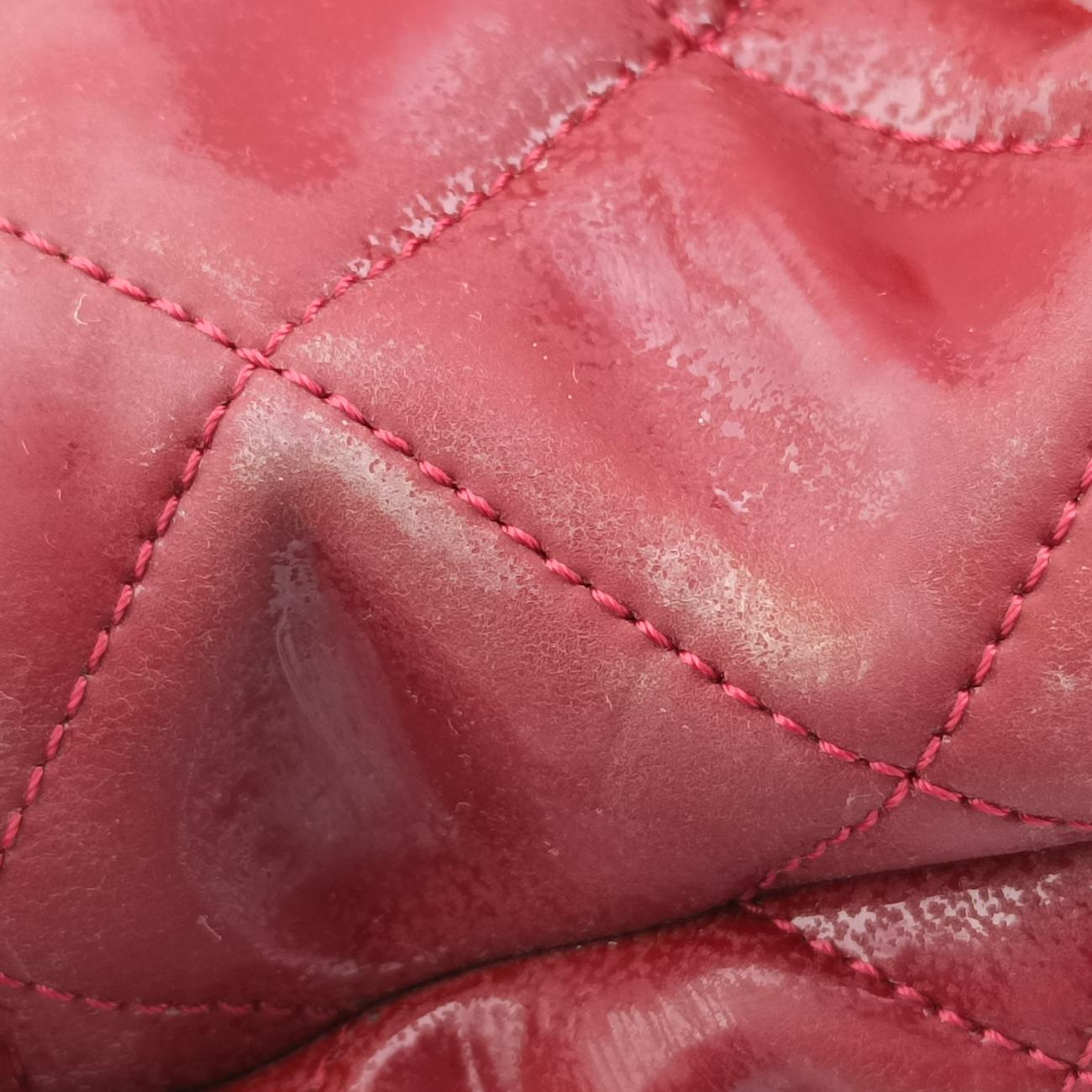 Secondhand Chanel Timeless CC Shopping Red Patent A67290 shoulderbag | stylenewstar