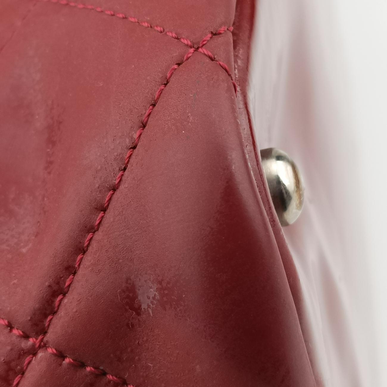 Secondhand Chanel Timeless CC Shopping Red Patent A67290 shoulderbag | stylenewstar