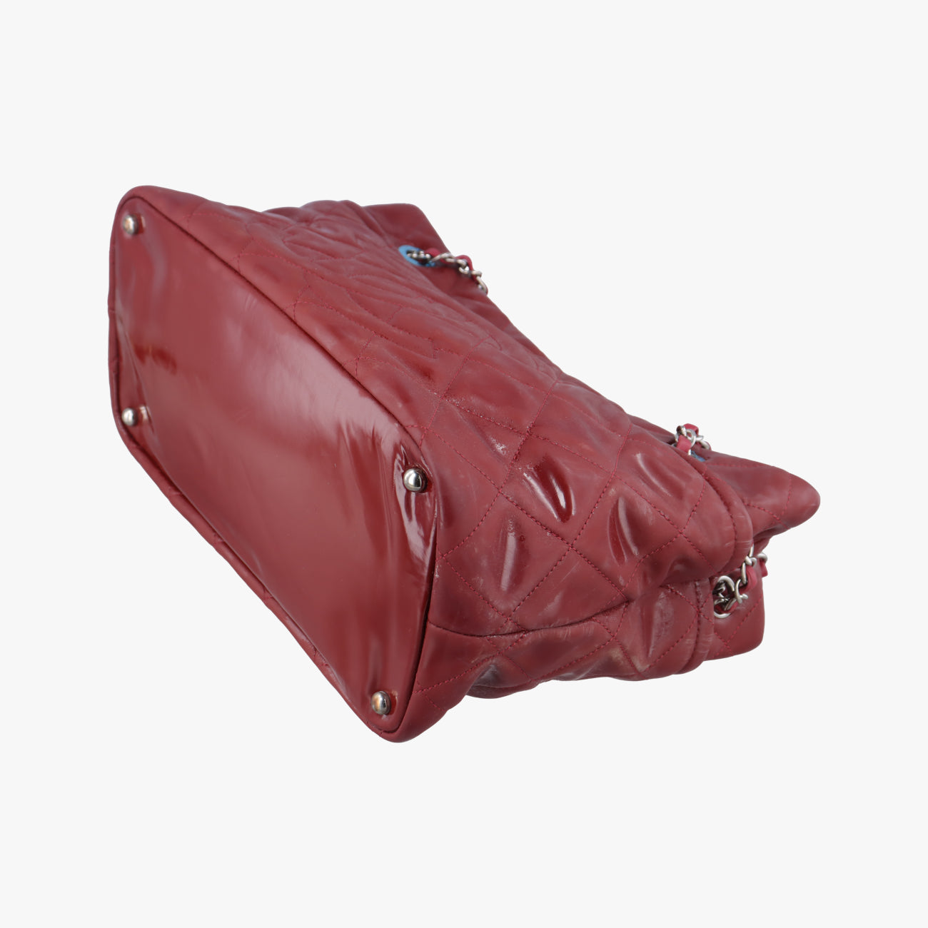 Secondhand Chanel Timeless CC Shopping Red Patent A67290 shoulderbag | stylenewstar