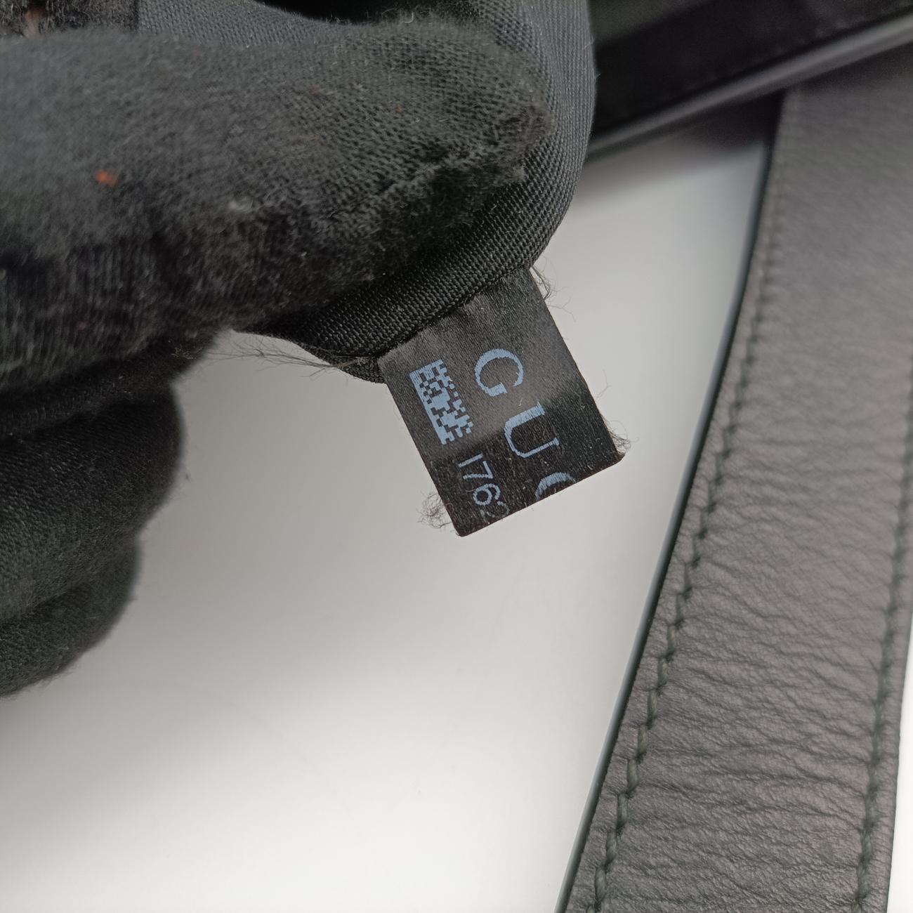 Secondhand Gucci Guccissima Messenger Black Leather 223665 shoulderbag | stylenewstar