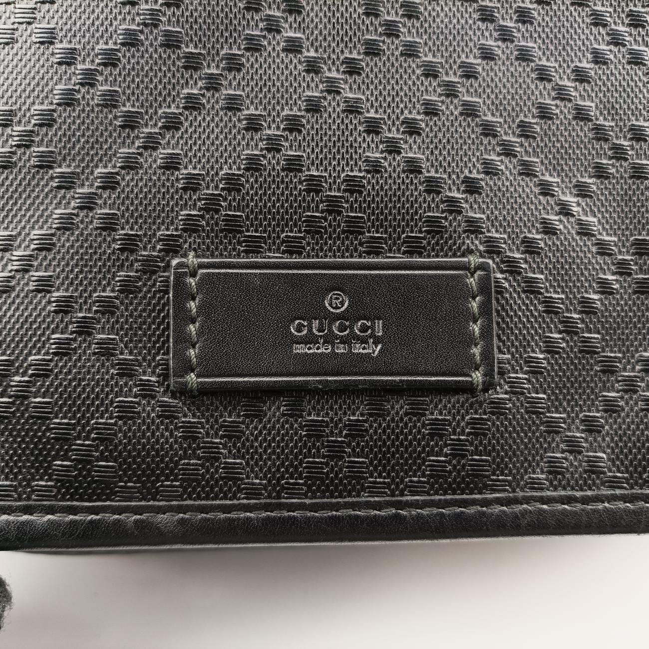 Secondhand Gucci Guccissima Messenger Black Leather 223665 shoulderbag | stylenewstar