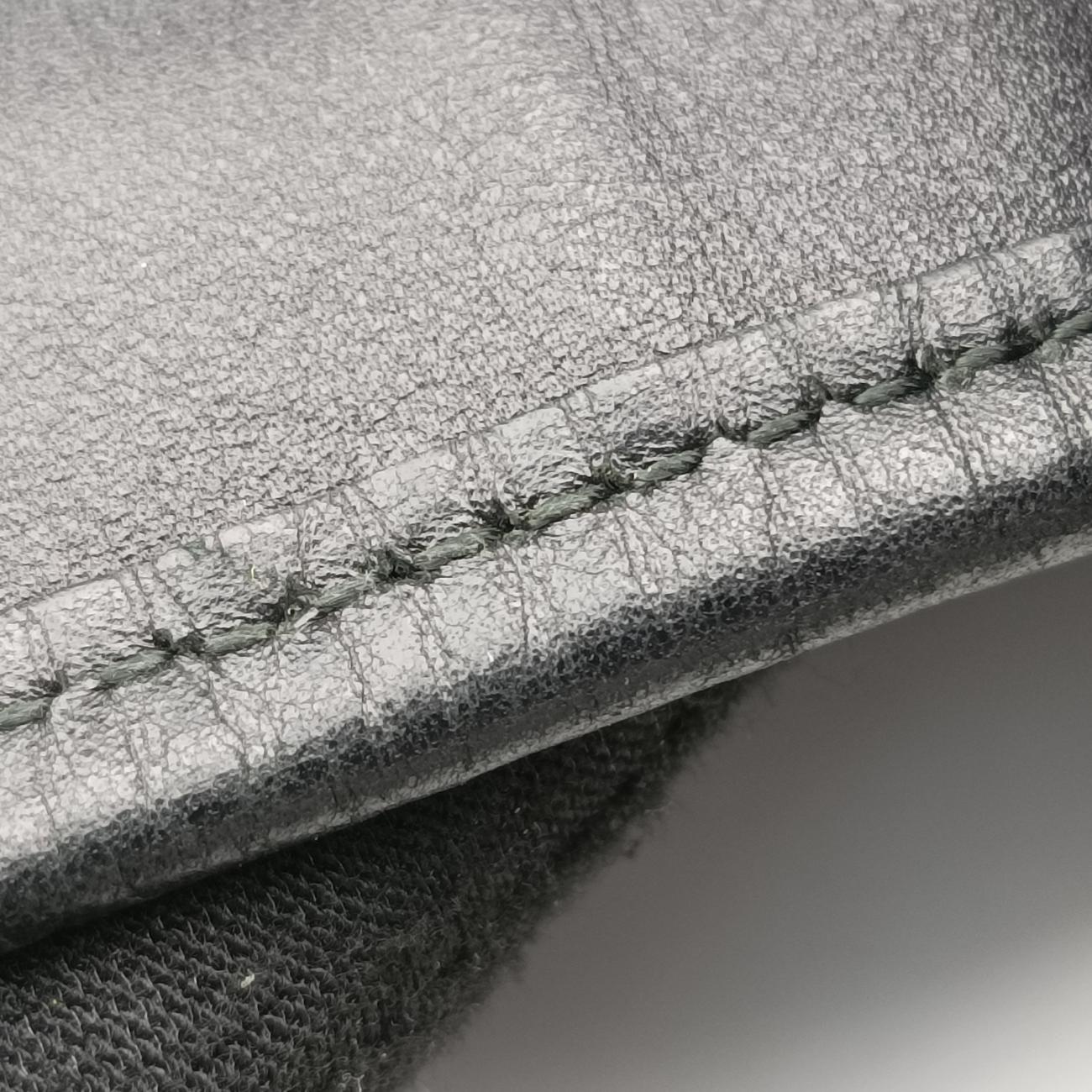 Secondhand Gucci Guccissima Messenger Black Leather 223665 shoulderbag | stylenewstar