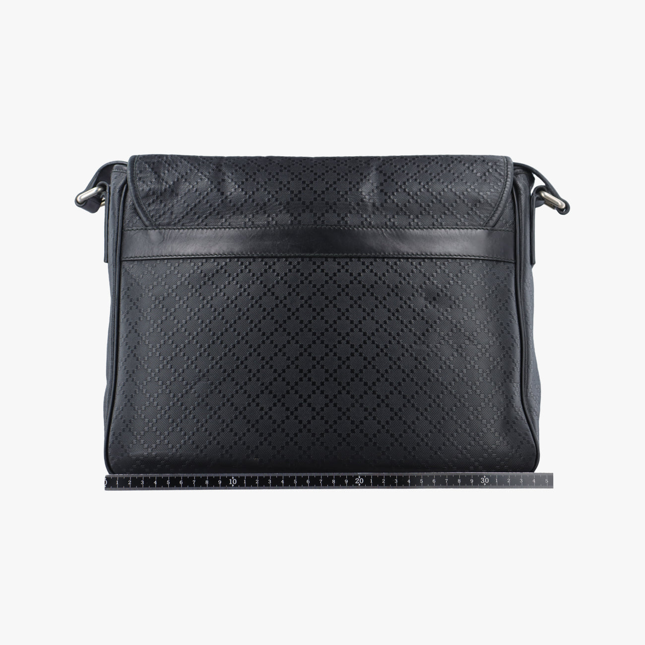 Secondhand Gucci Guccissima Messenger Black Leather 223665 shoulderbag | stylenewstar