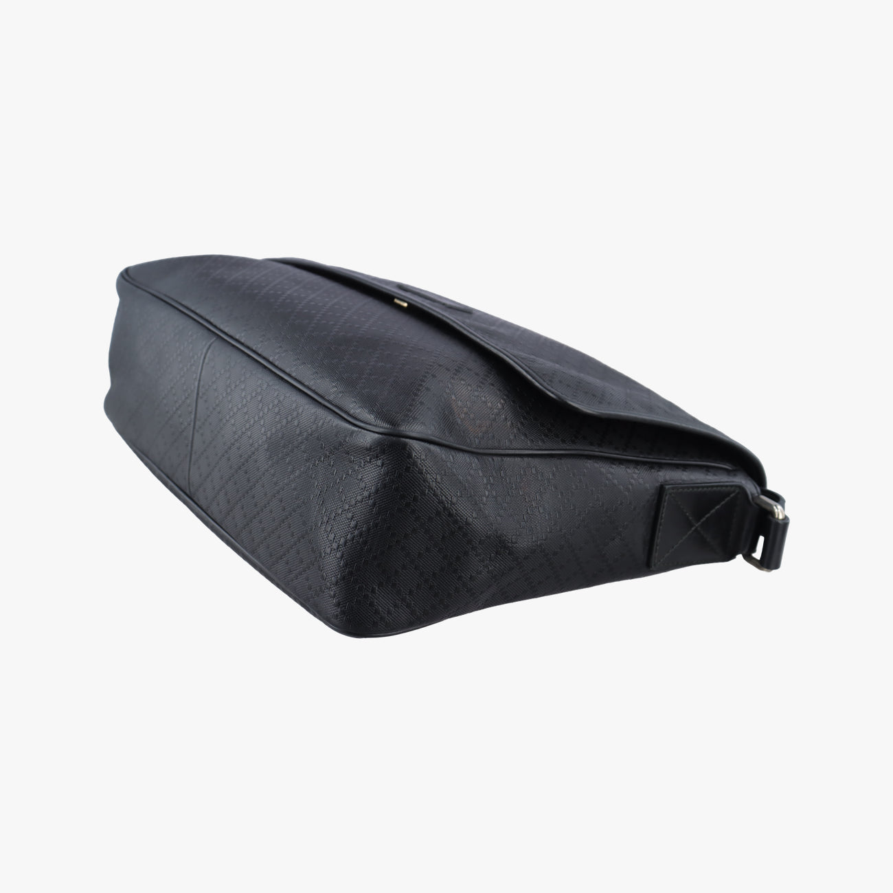 Secondhand Gucci Guccissima Messenger Black Leather 223665 shoulderbag | stylenewstar