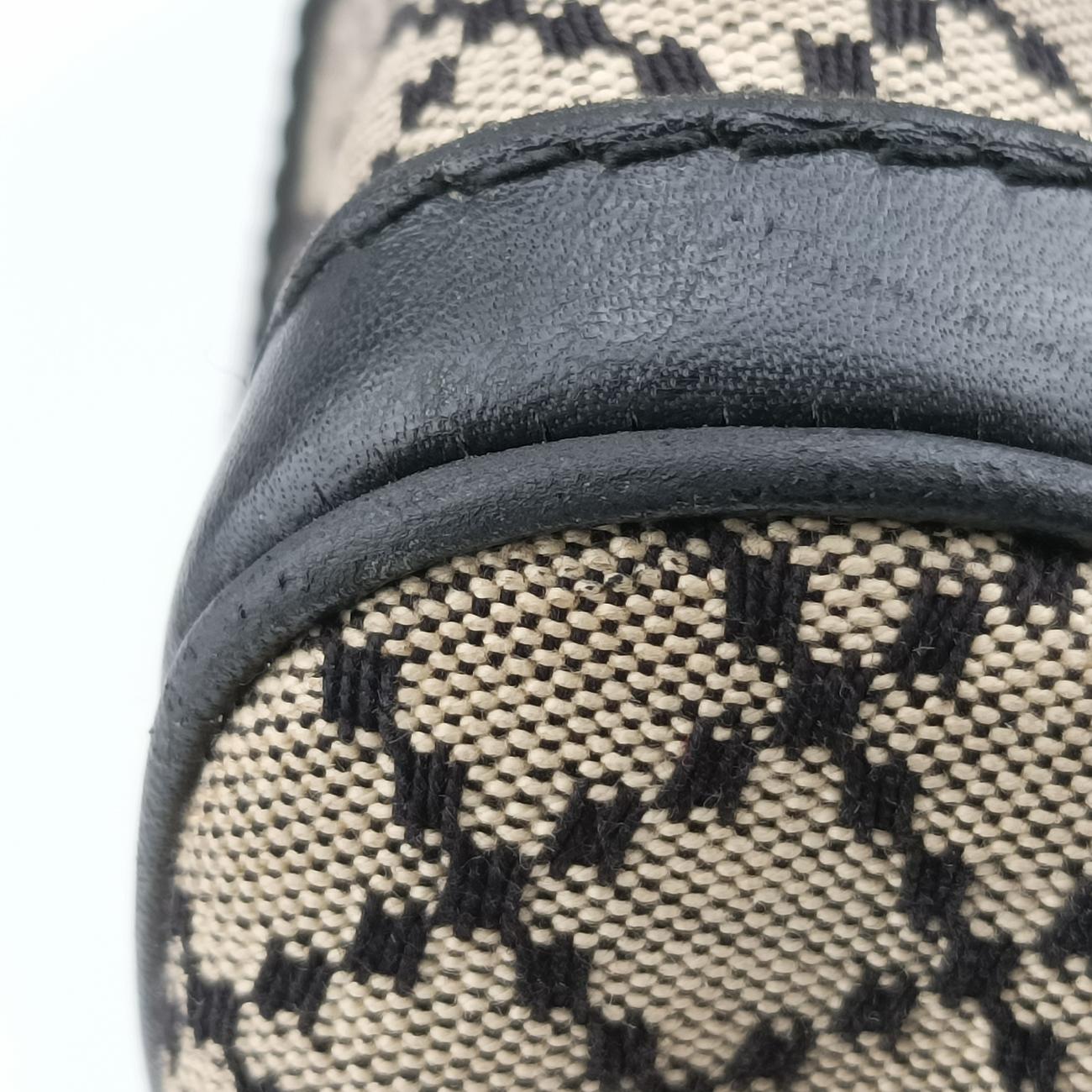 Pre-owned Gucci Sherry Line Beige x black x brown Leather x canvas 247205 shoulderbag | stylenewstar