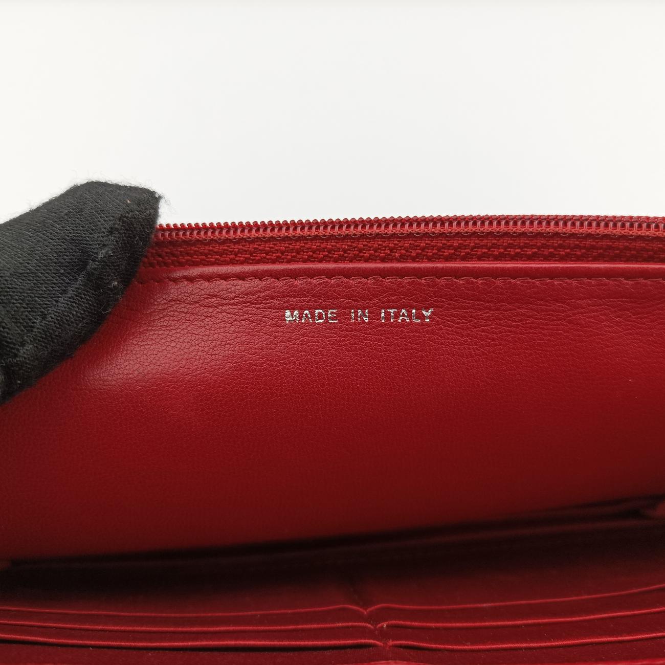 Pre-owned Chanel camellia Red lambskin A47421 shoulderbag | stylenewstar