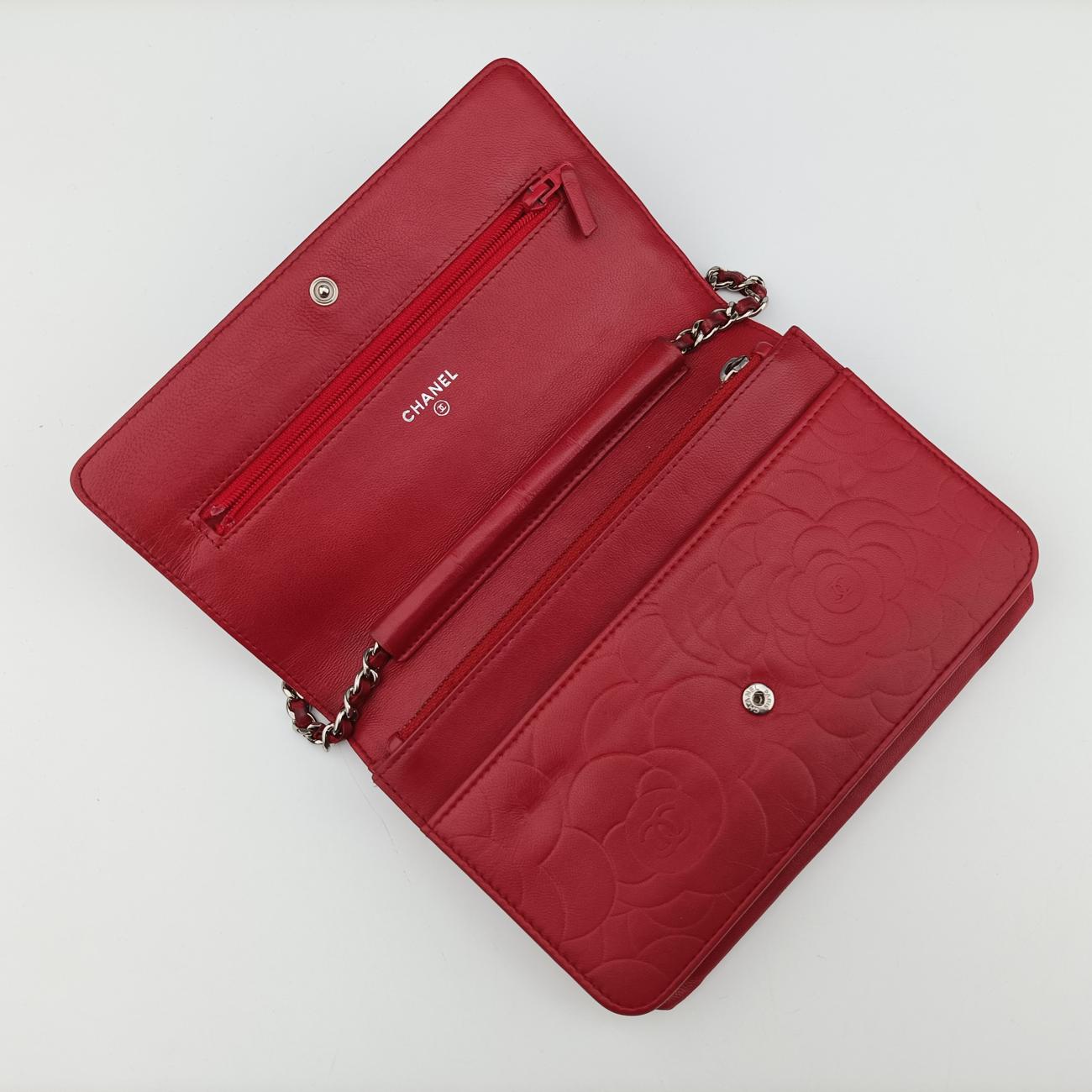 Pre-owned Chanel camellia Red lambskin A47421 shoulderbag | stylenewstar