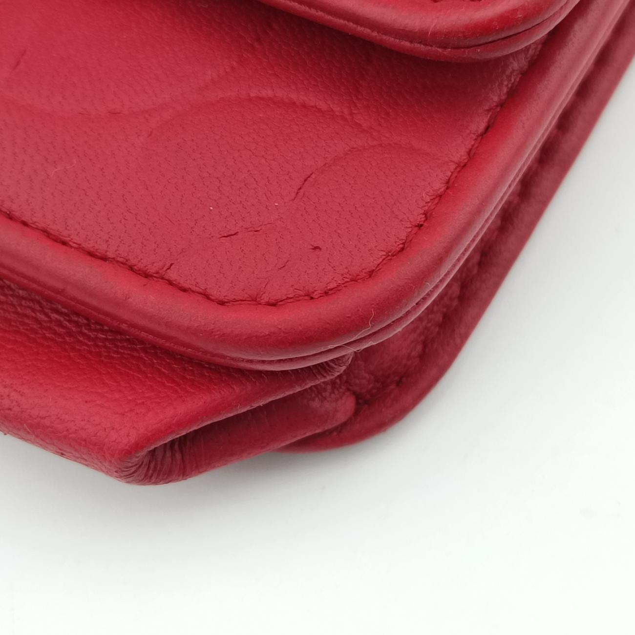 Pre-owned Chanel camellia Red lambskin A47421 shoulderbag | stylenewstar