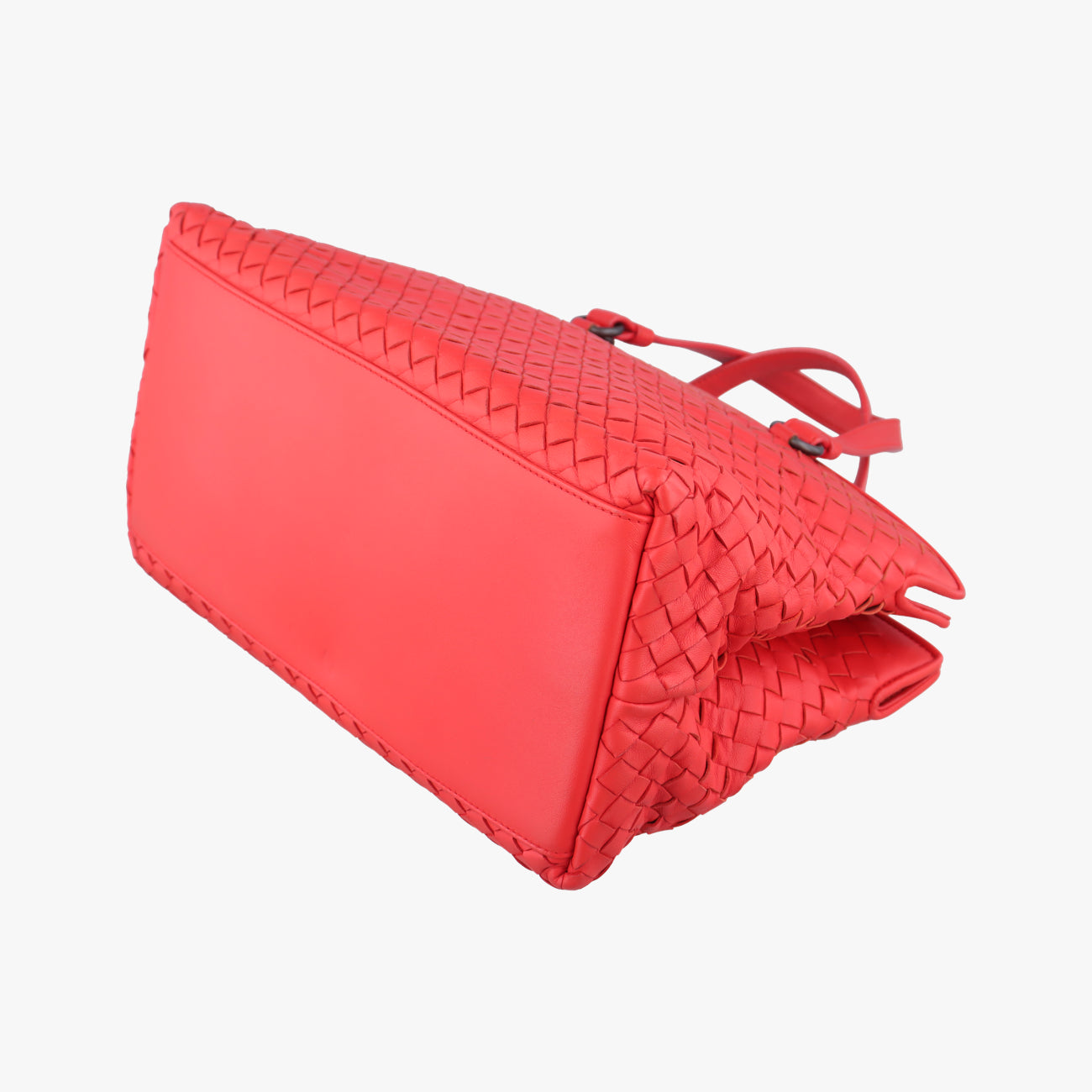 Pre-owned Bottega Veneta Intrecciato Red lambskin  shoulderbag | stylenewstar
