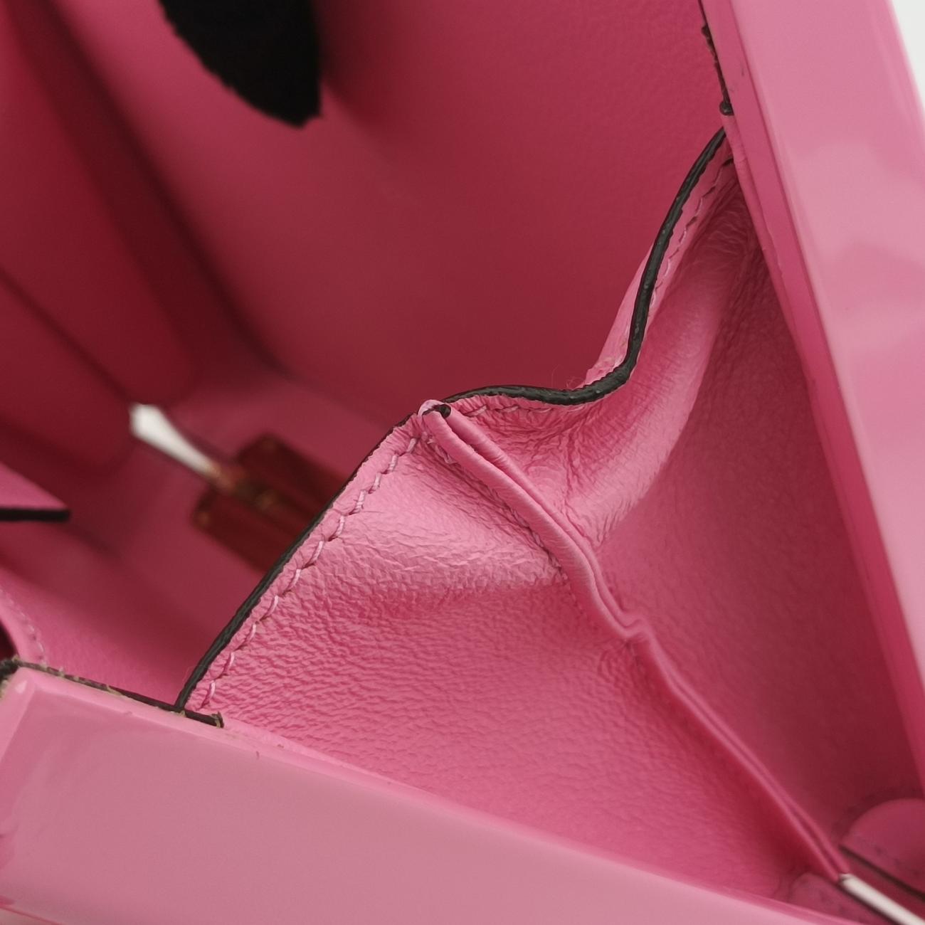 Pre-owned Gucci Sylvie 1969 Acrylic Mini Hand Pink Acrylic 589482 shoulderbag | stylenewstar