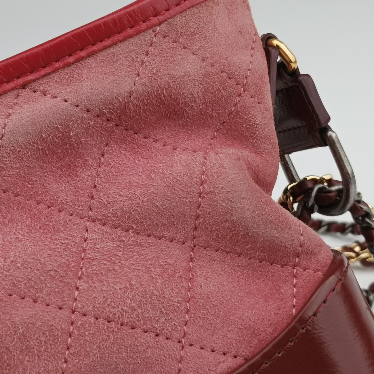 Secondhand Chanel GABRIELLE Red Suede × leather A91810 shoulderbag | stylenewstar