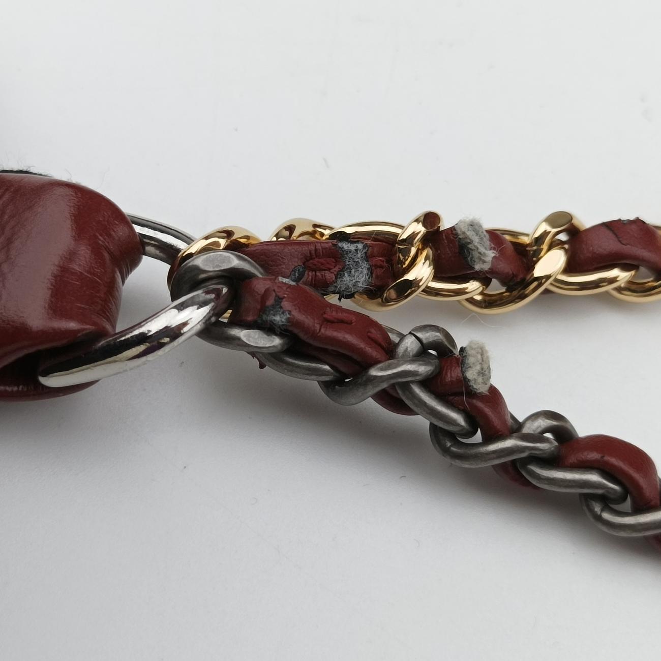 Secondhand Chanel GABRIELLE Red Suede × leather A91810 shoulderbag | stylenewstar