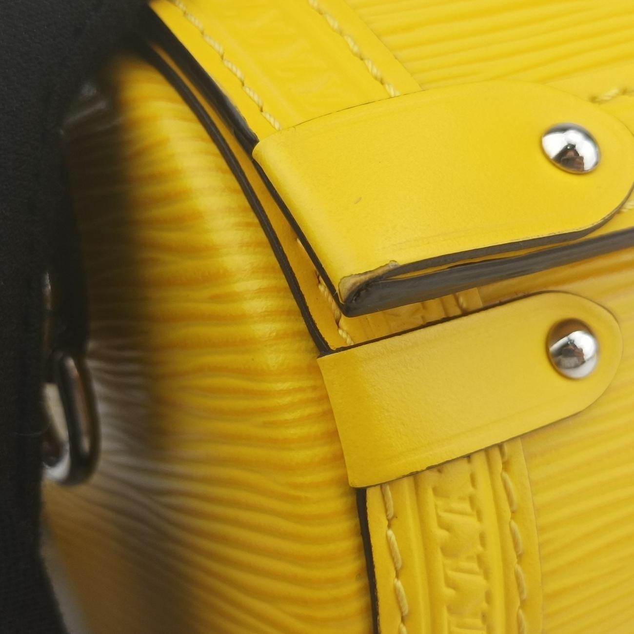 Pre-owned Louis Vuitton Papillon Trunk JAUNE Epi M58647 shoulderbag | stylenewstar