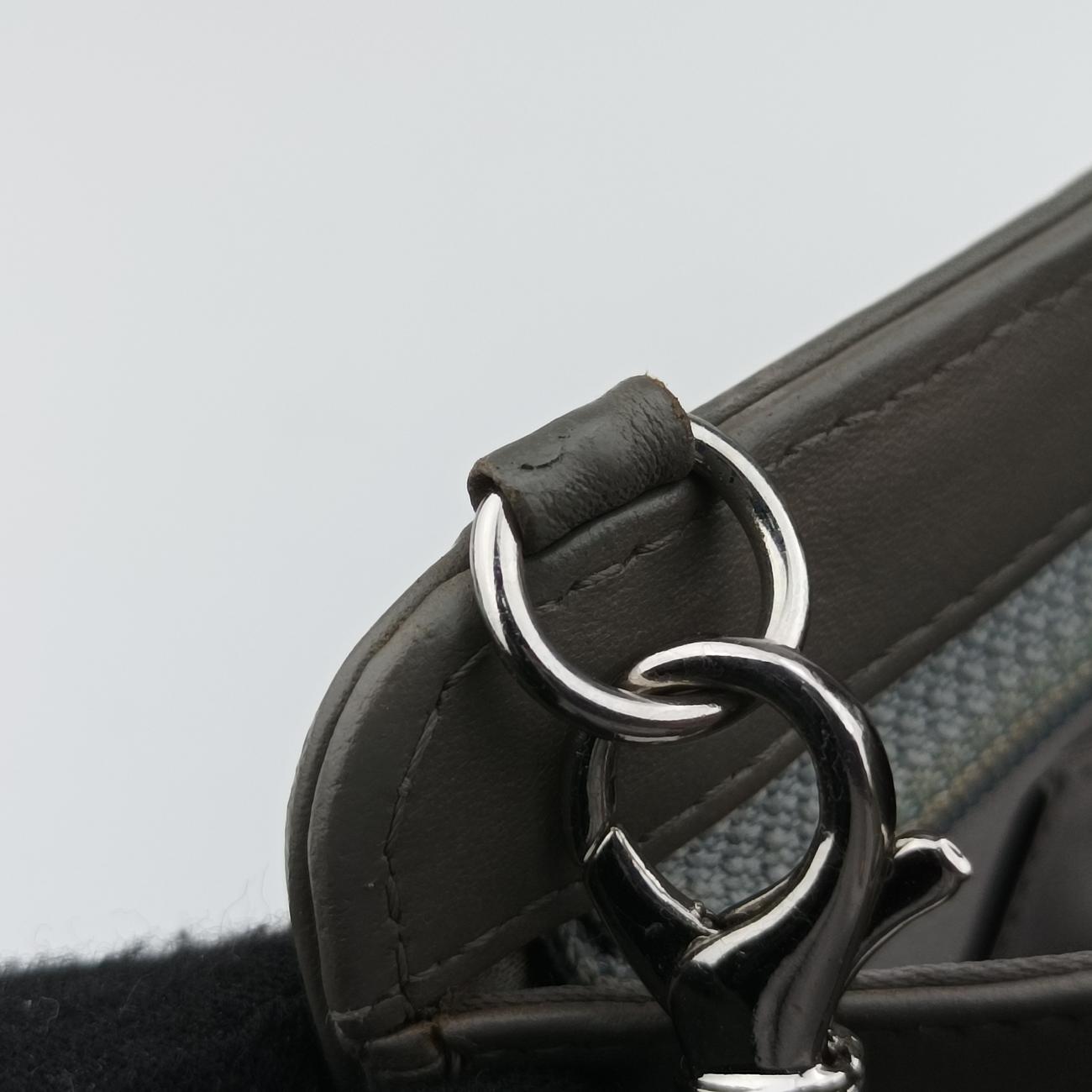 Pre-owned Chanel Iconic Matelasse Grey leather A37156 shoulderbag | stylenewstar