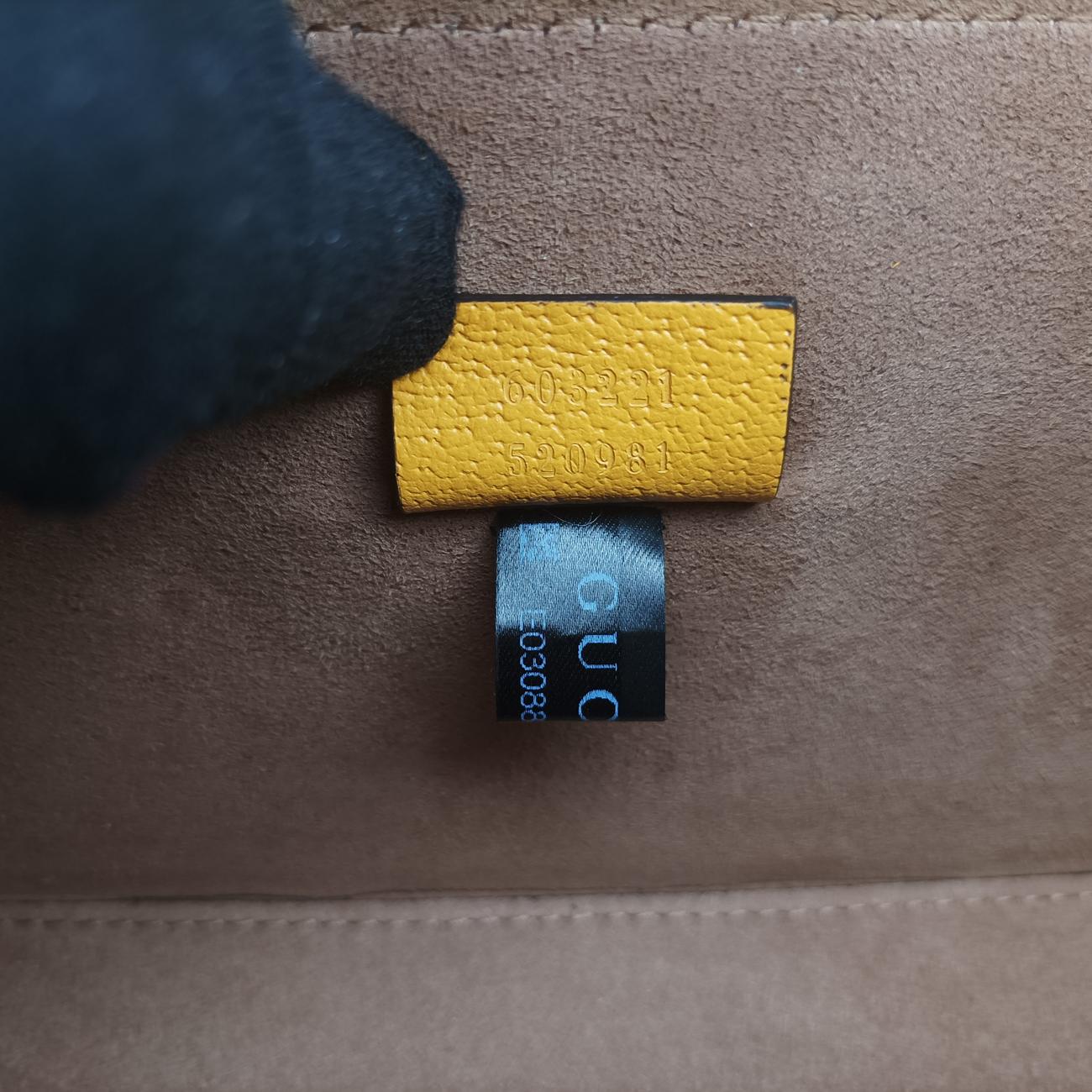 Pre-owned Gucci GG flora Padlock Bamboo Beige×Yellow×Multicolour PVC coated canvas 603221 shoulderbag | stylenewstar