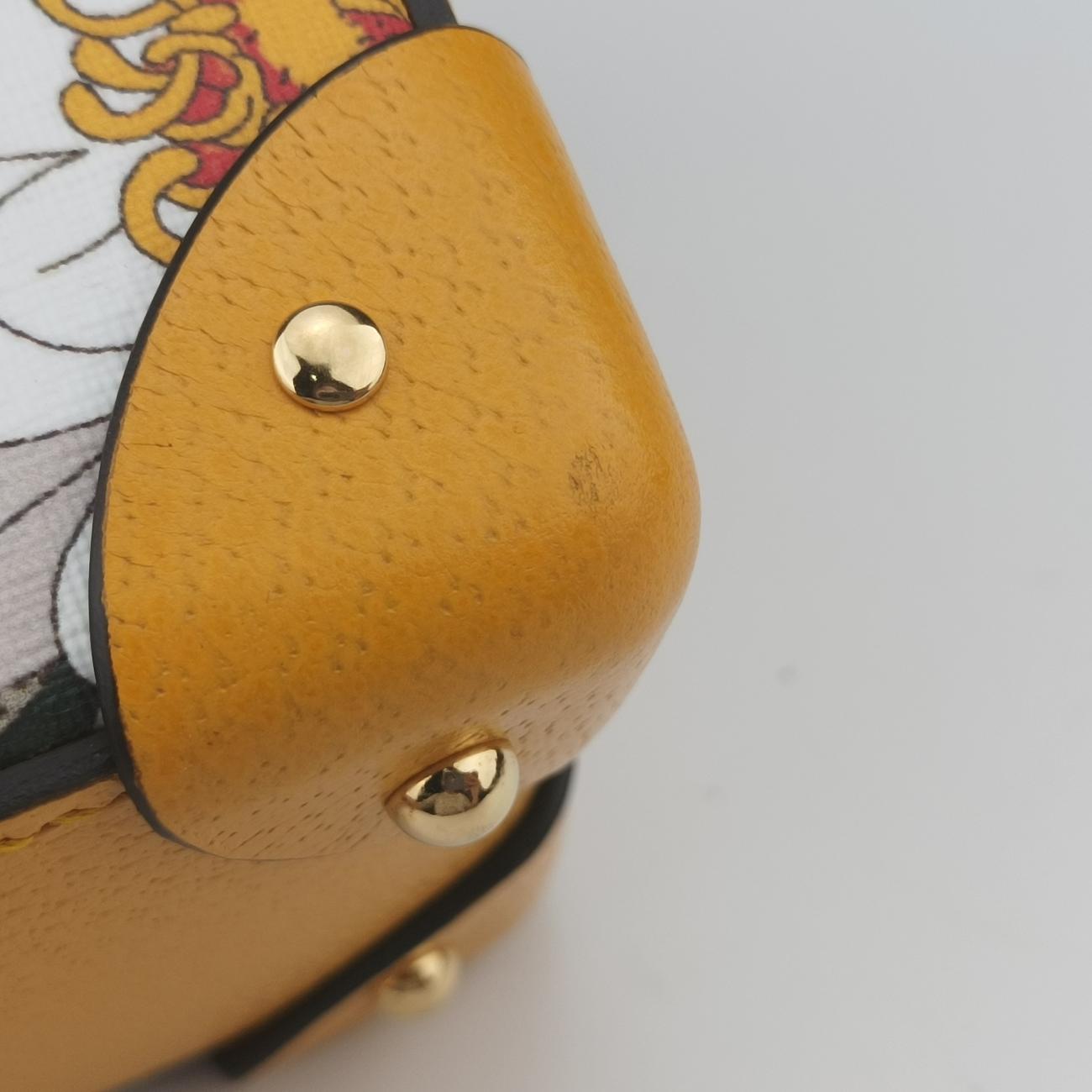 Pre-owned Gucci GG flora Padlock Bamboo Beige×Yellow×Multicolour PVC coated canvas 603221 shoulderbag | stylenewstar