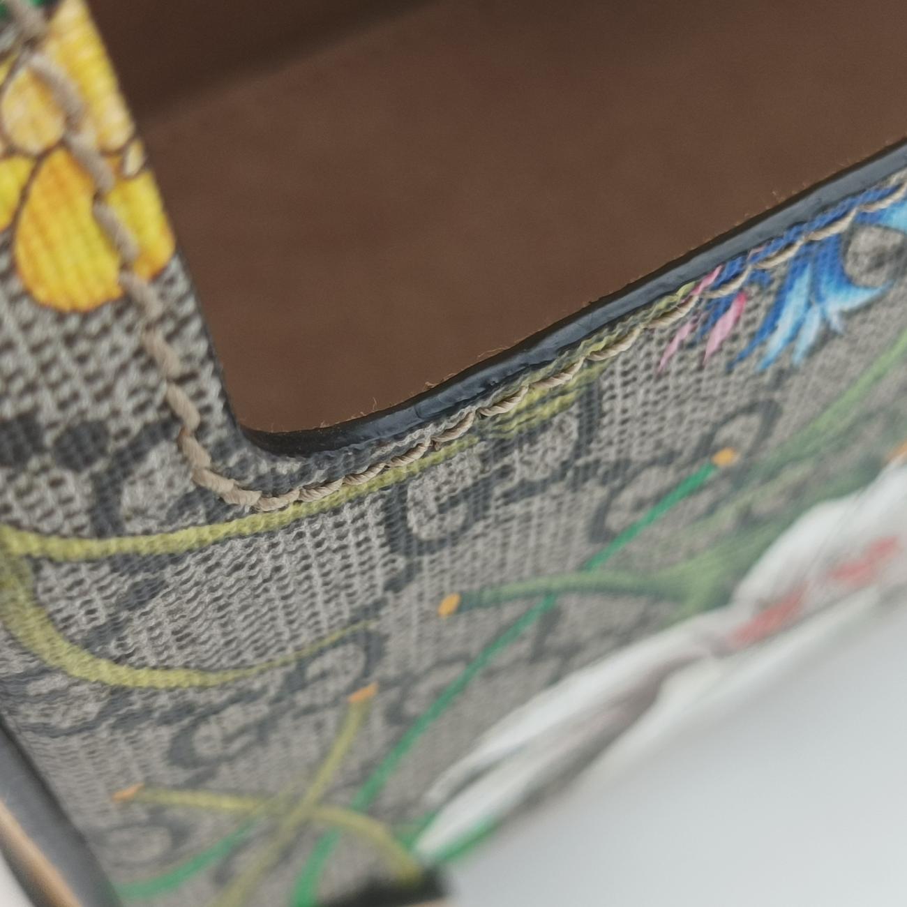 Pre-owned Gucci GG flora Padlock Bamboo Beige×Yellow×Multicolour PVC coated canvas 603221 shoulderbag | stylenewstar