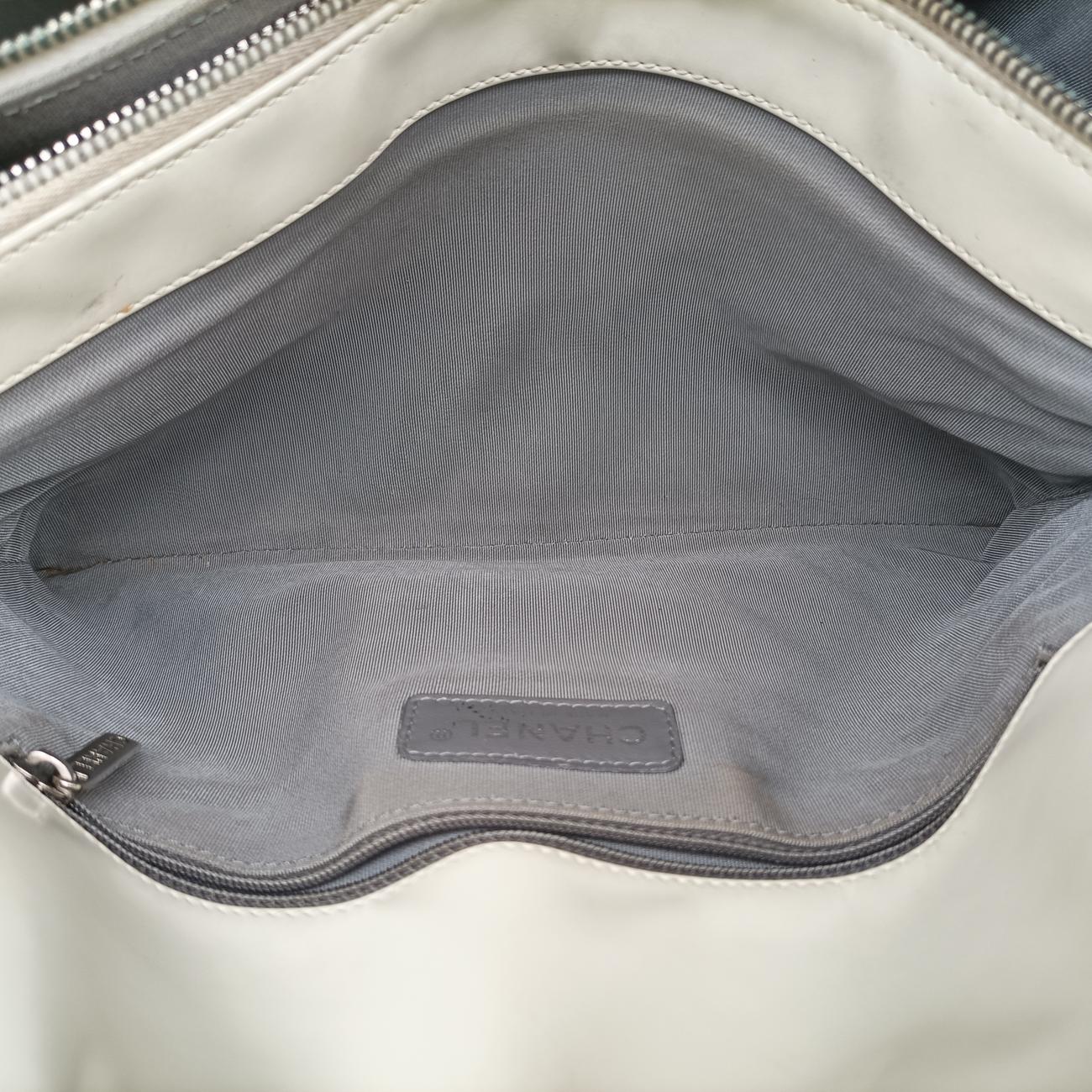 Pre-owned Chanel Jetsetter Boy Shopping Tote White Patent A67020 shoulderbag | stylenewstar