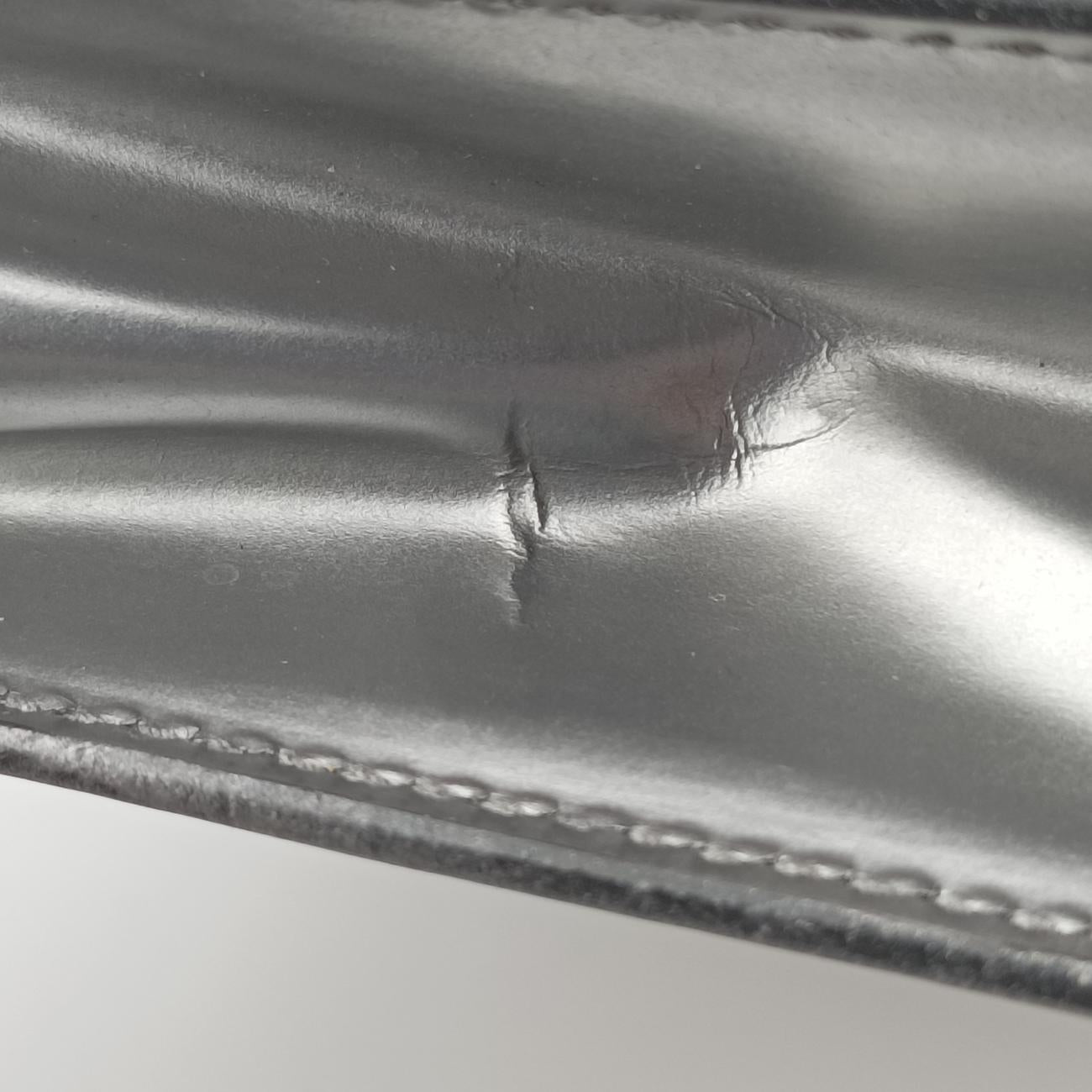 Secondhand Prada Logo Plaque Silver Leather  shoulderbag | stylenewstar