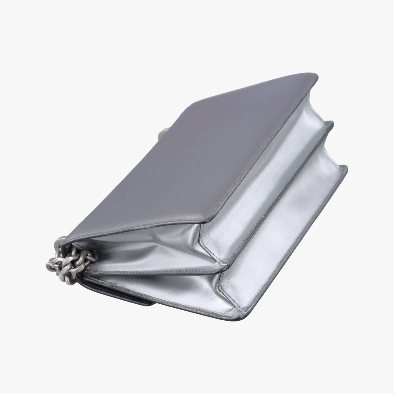 Secondhand Prada Logo Plaque Silver Leather  shoulderbag | stylenewstar