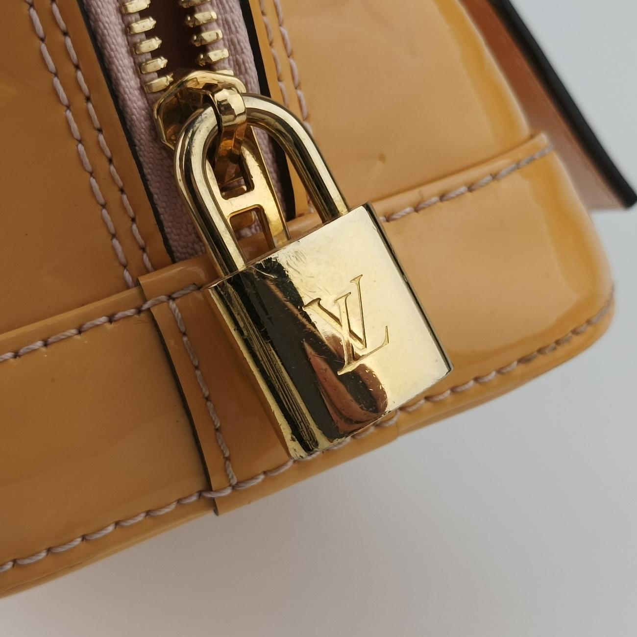 Pre-owned Louis Vuitton Alma BB ROSE FLORENTIN Vernis M91607 shoulderbag | stylenewstar