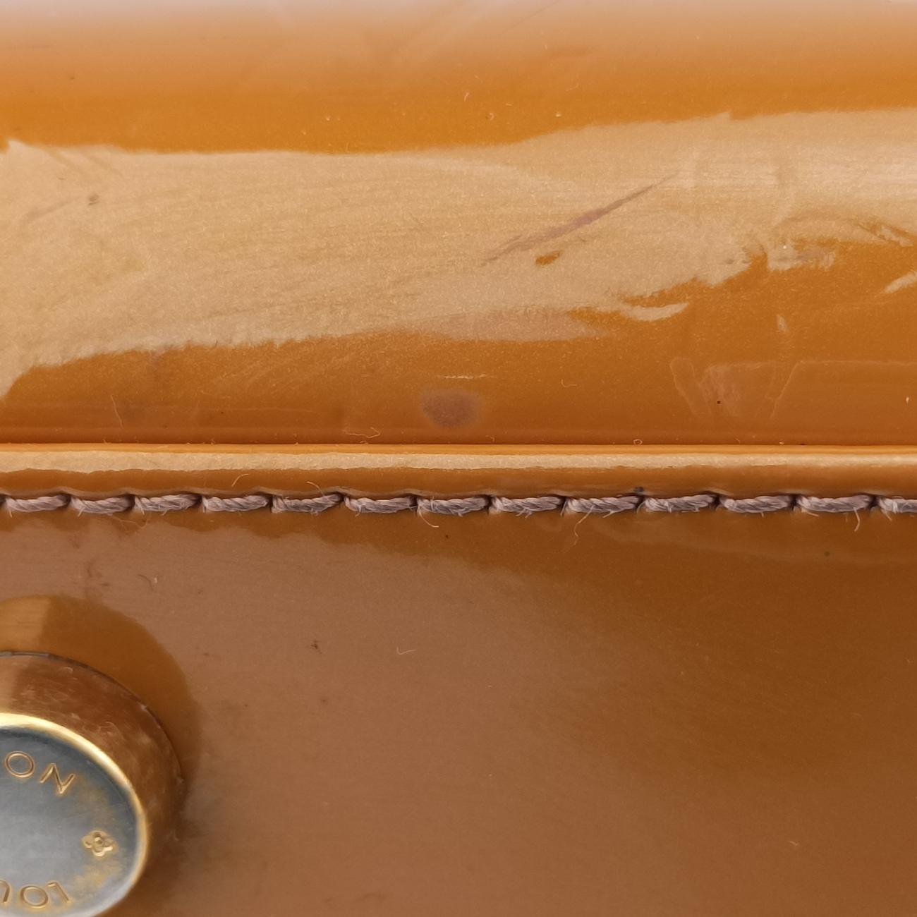 Pre-owned Louis Vuitton Bréa MM ROSE VELOURS Vernis M91588 shoulderbag | stylenewstar