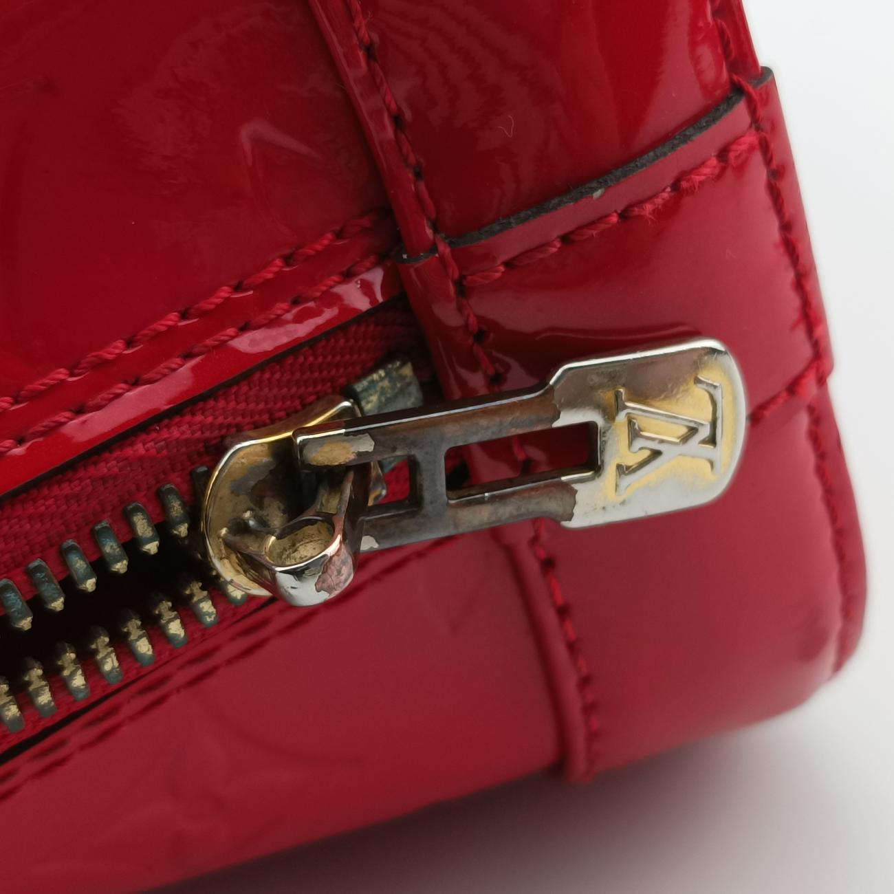 Secondhand Louis Vuitton Alma BB CERISE Vernis M90174 shoulderbag | stylenewstar