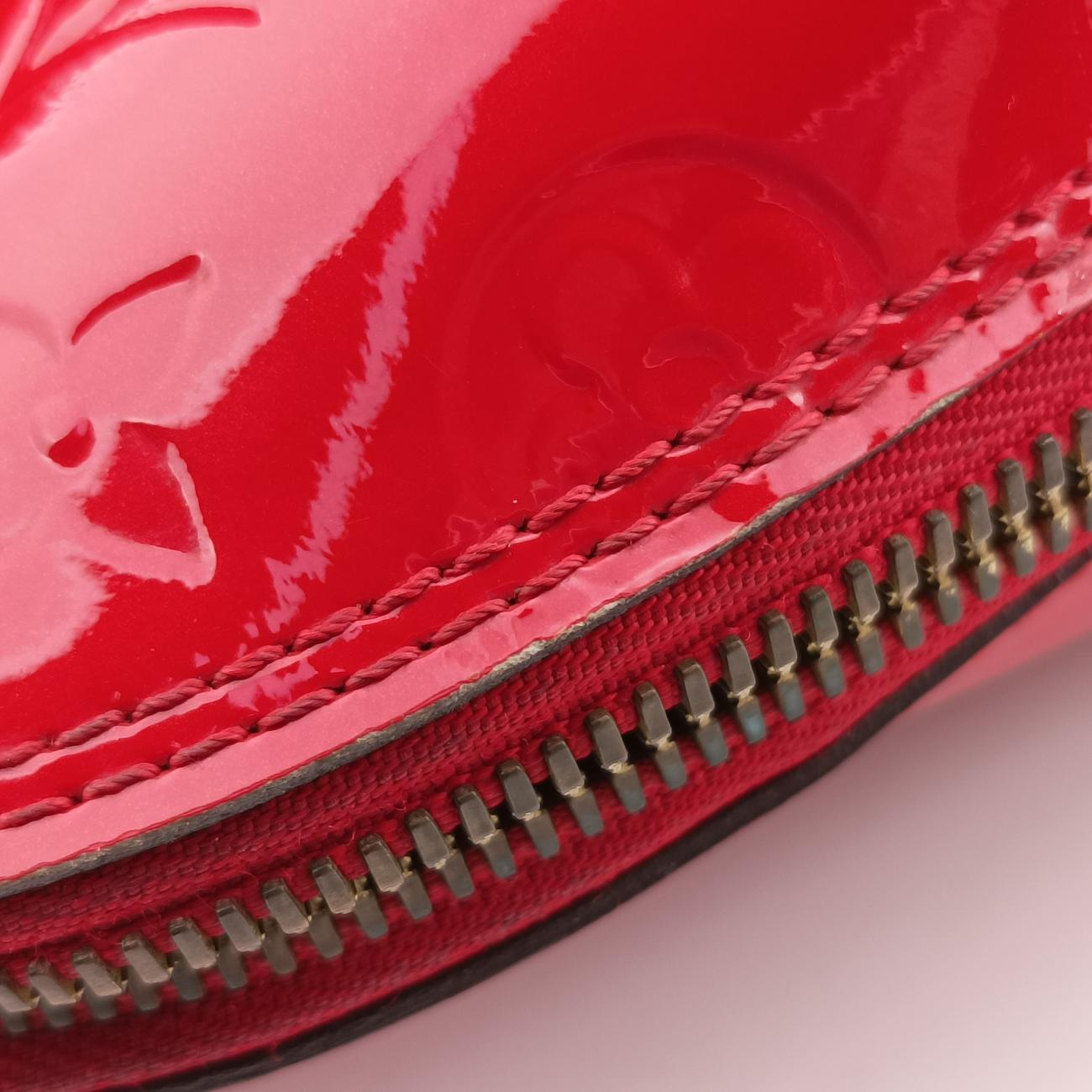 Secondhand Louis Vuitton Alma BB CERISE Vernis M90174 shoulderbag | stylenewstar