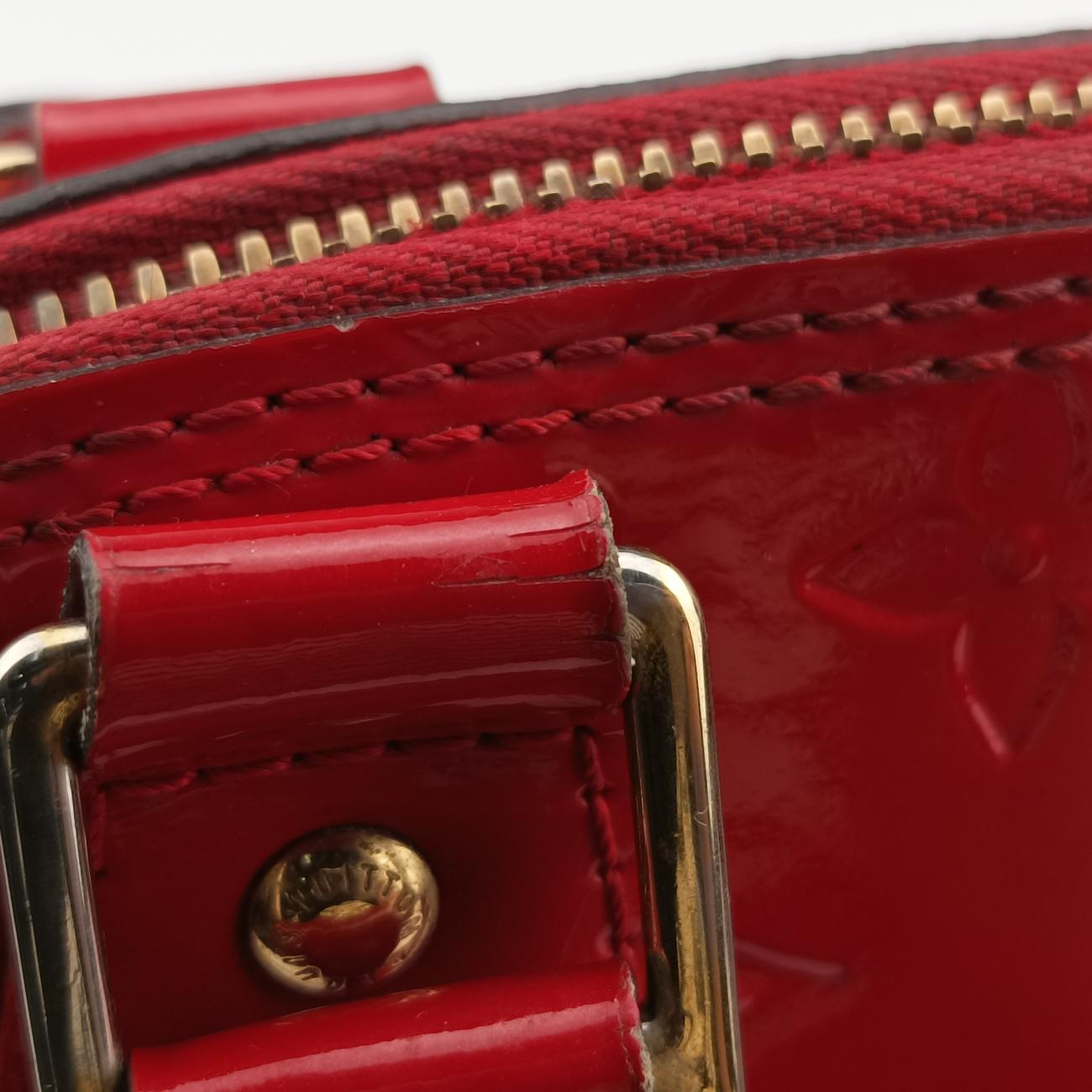 Secondhand Louis Vuitton Alma BB CERISE Vernis M90174 shoulderbag | stylenewstar