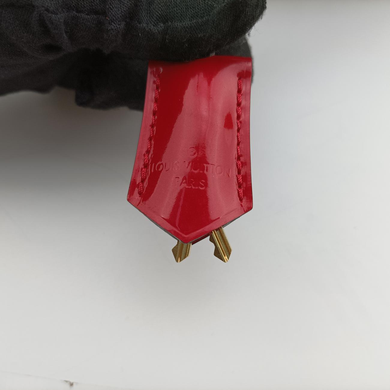 Pre-owned Louis Vuitton MONTAIGNE BB CERISE Vernis M50170 shoulderbag | stylenewstar