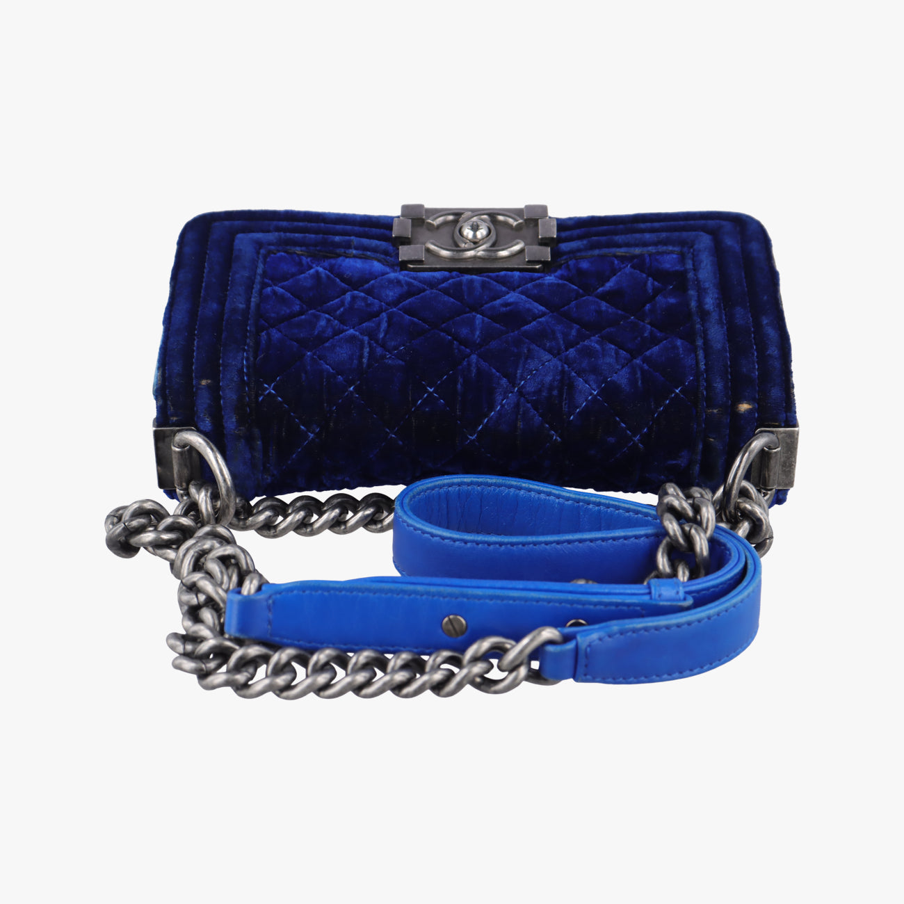 Pre-owned Chanel BOY CHANEL Blue velour A67416 shoulderbag | stylenewstar