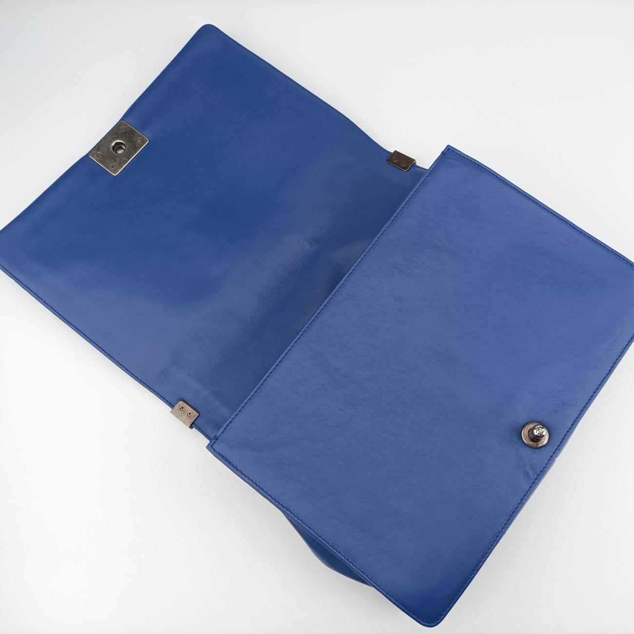 Secondhand Chanel BOY CHANEL Blue leather A67087 shoulderbag | stylenewstar