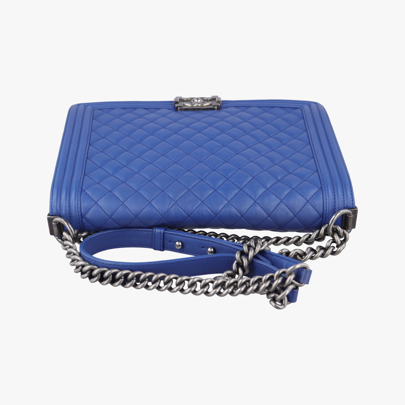 Secondhand Chanel BOY CHANEL Blue leather A67087 shoulderbag | stylenewstar