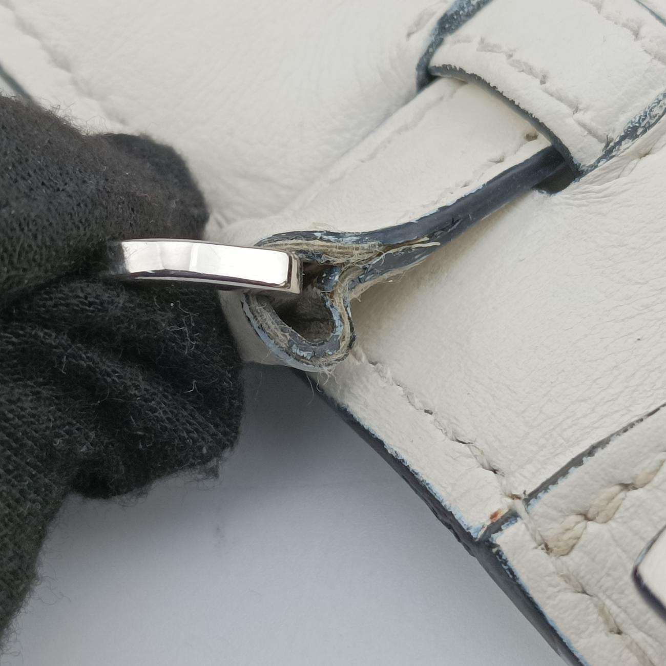 Secondhand Prada Plex ribbon White Leather 1BD067 shoulderbag | stylenewstar