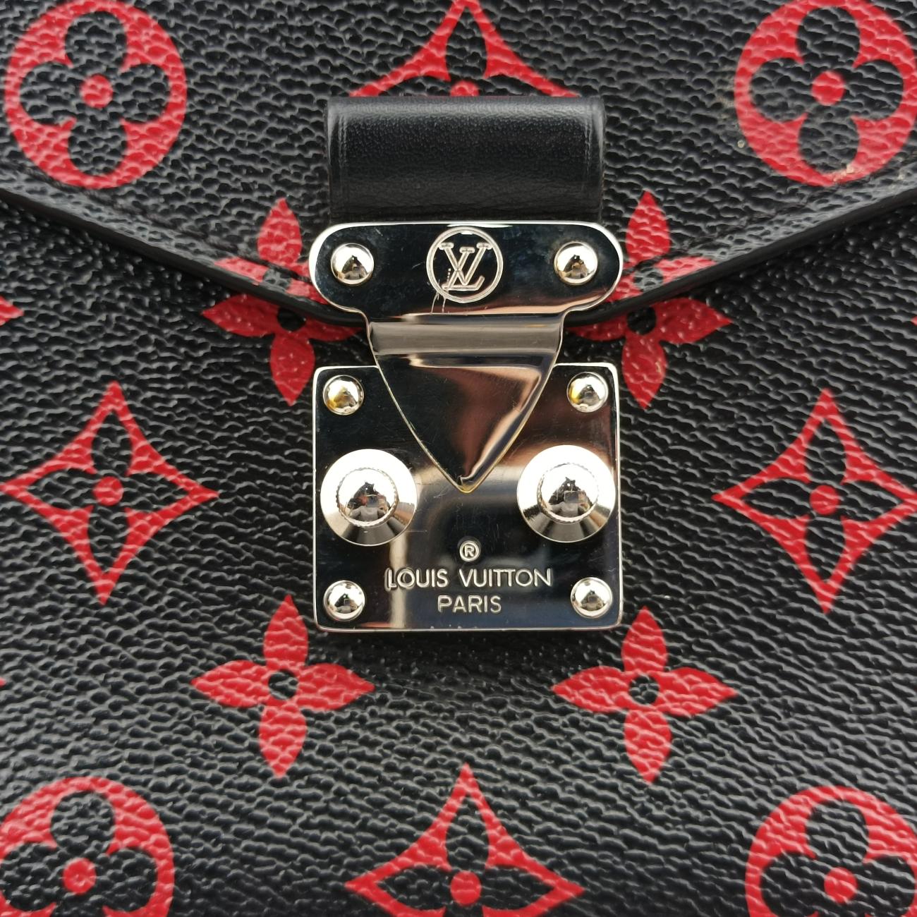 Vintage Louis Vuitton Pochette Metis MM Noir×ROUGE Monogram Infrarouge M41462 shoulderbag | stylenewstar