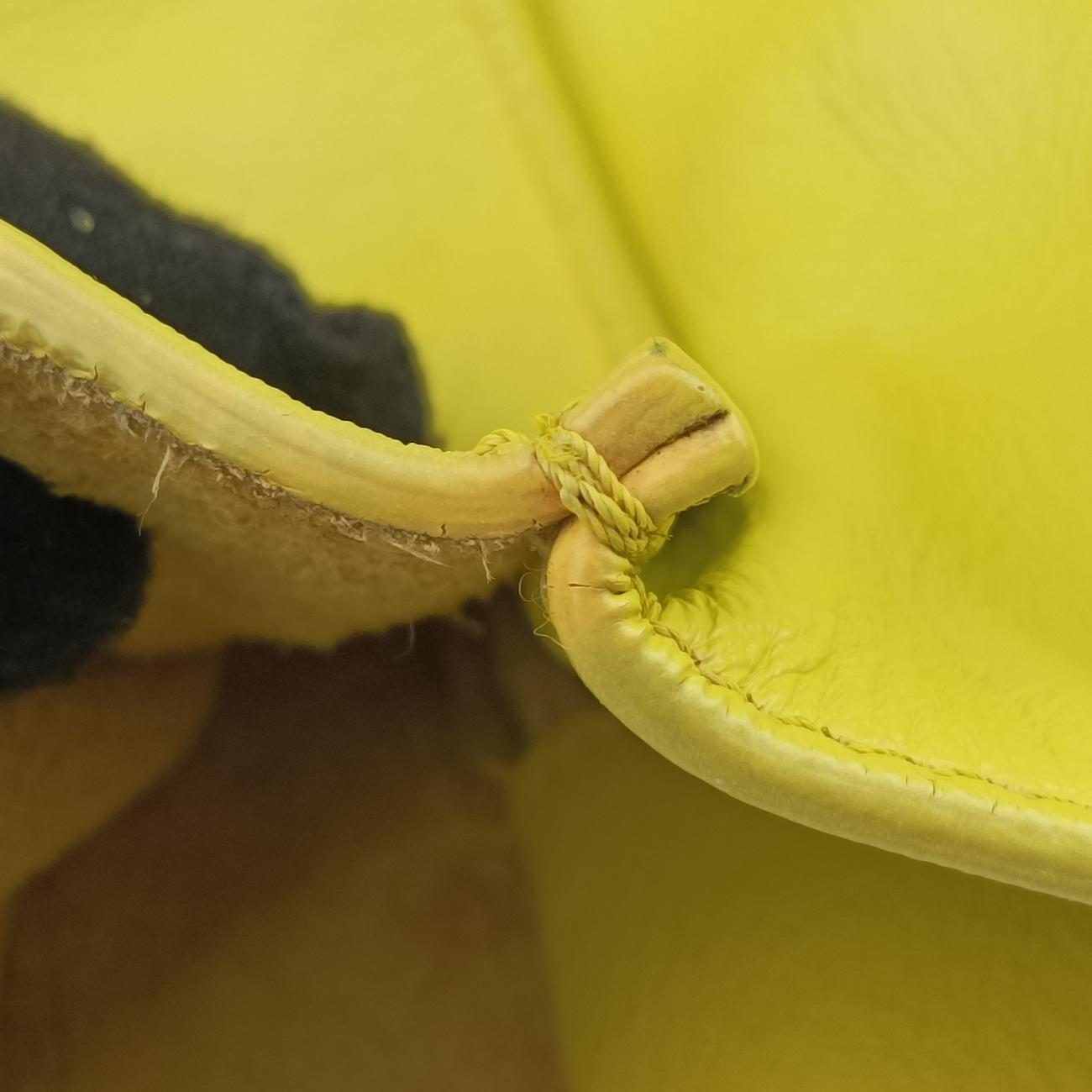 Pre-owned Balenciaga Paper A6 Zip Around Yellow Lambskin 370926 shoulderbag | stylenewstar