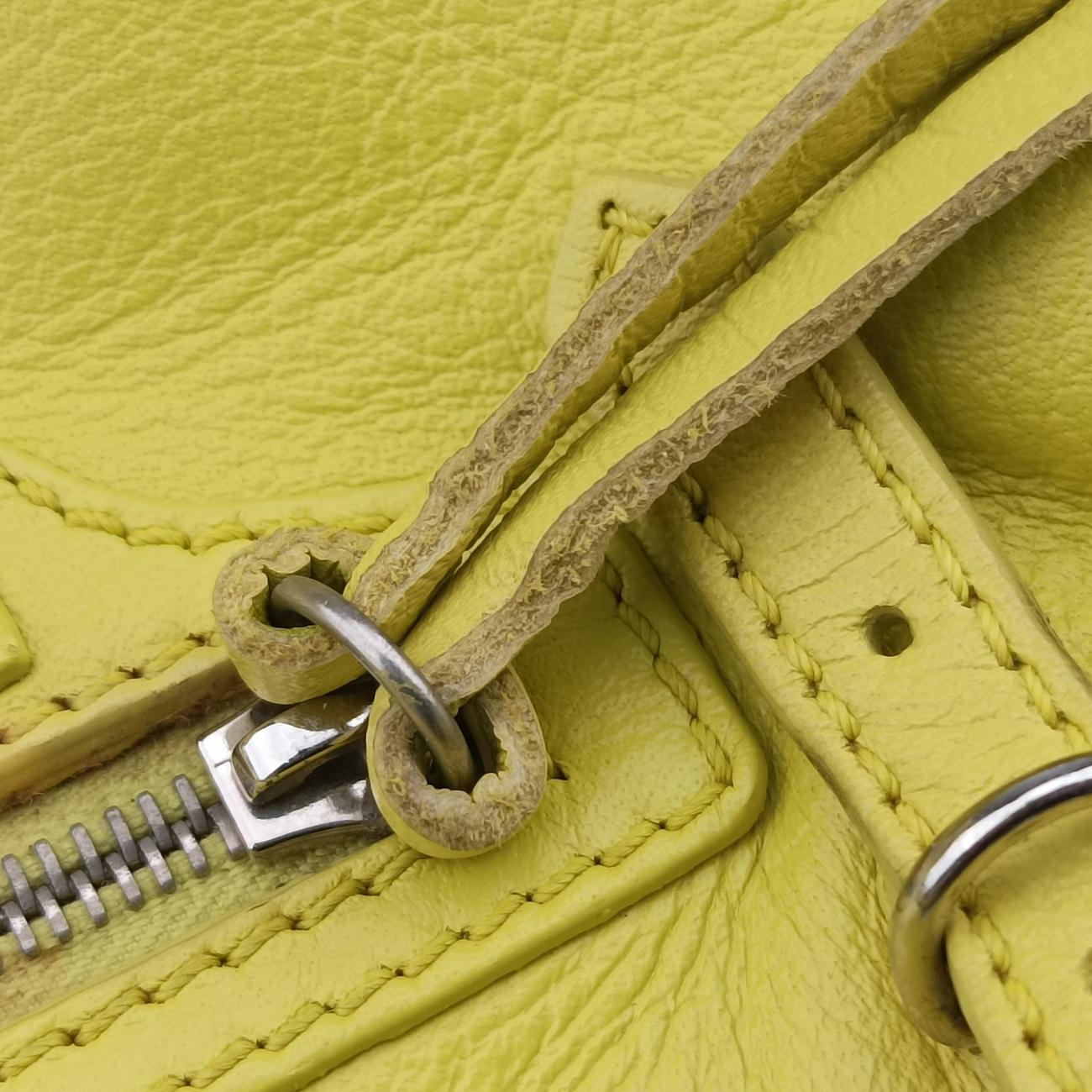 Pre-owned Balenciaga Paper A6 Zip Around Yellow Lambskin 370926 shoulderbag | stylenewstar